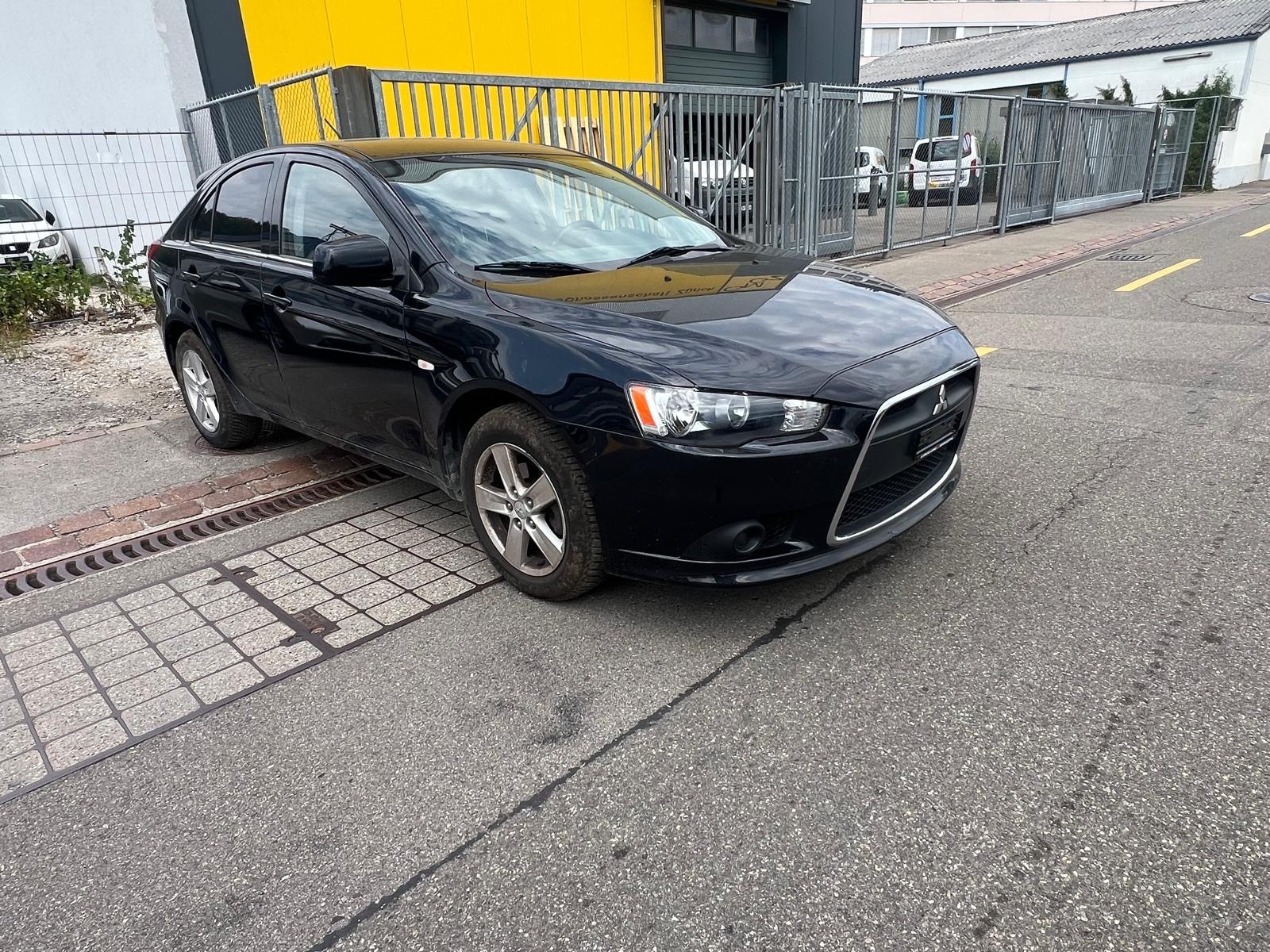 MITSUBISHI Lancer Sportback 1.8 Invite-showroom-element-2