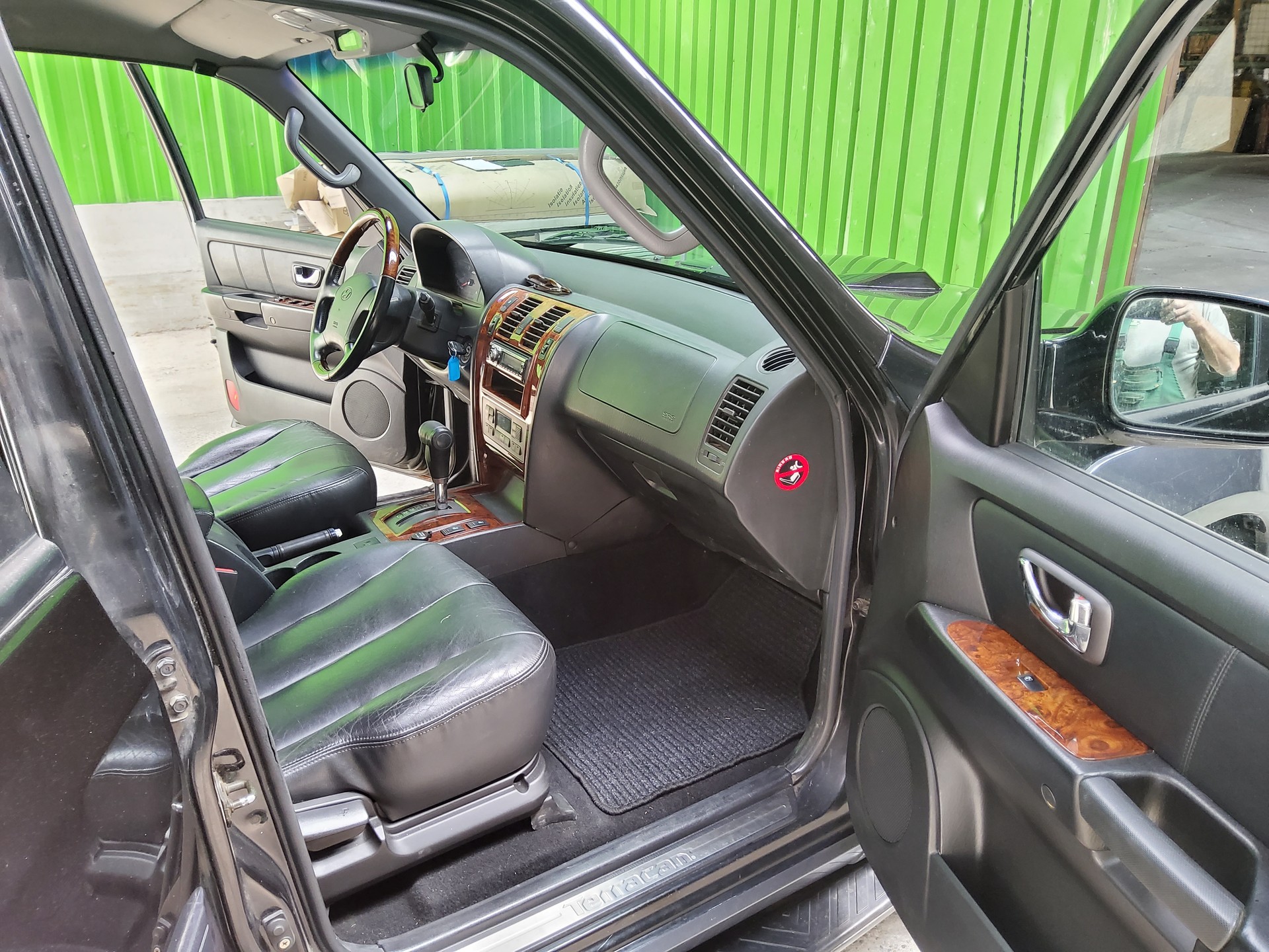 HYUNDAI Terracan 2.9 CRDi Swiss Edition Automatic-image-9
