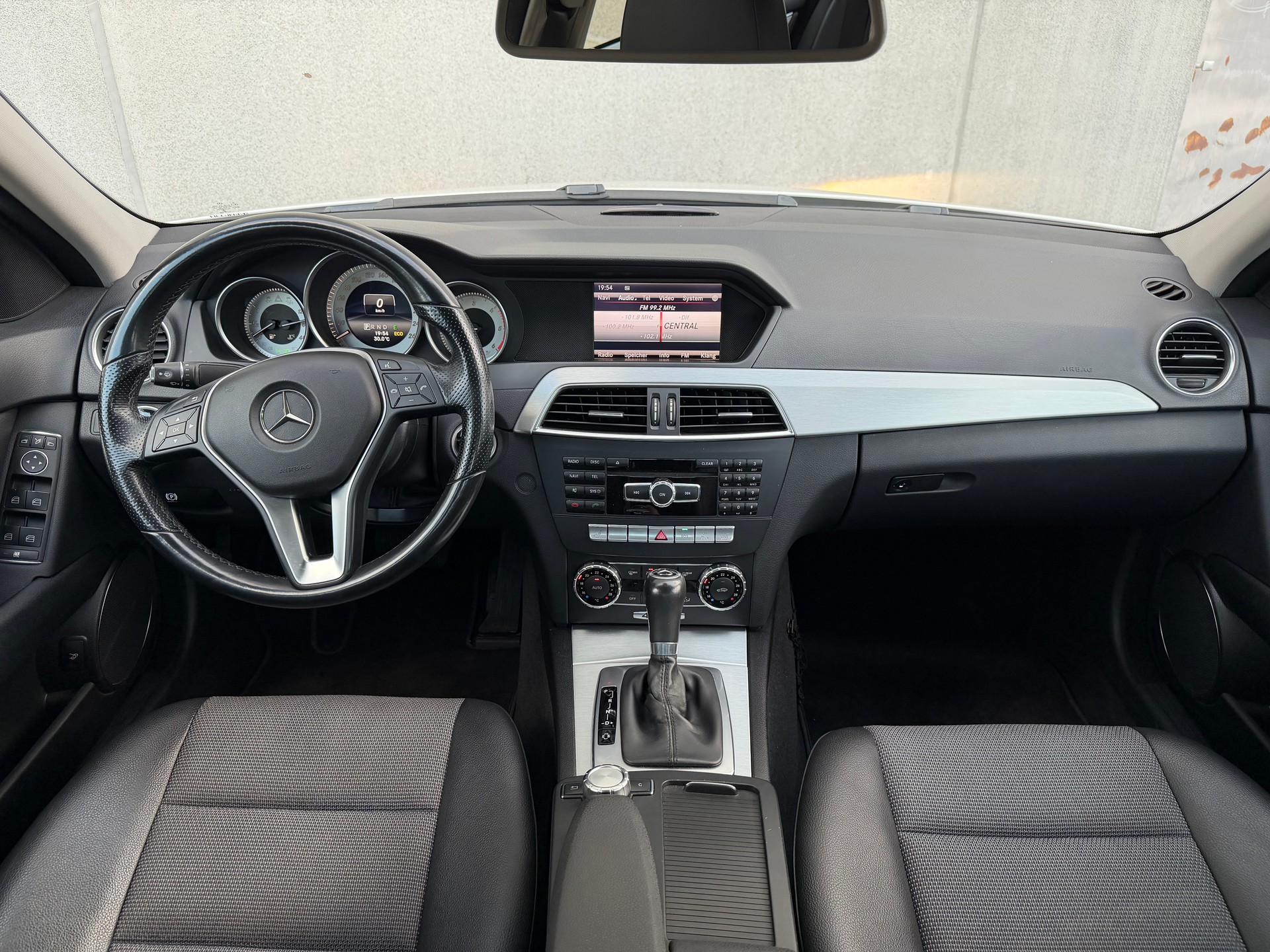 MERCEDES-BENZ C 250 CDI Avantgarde 4Matic 7G-Tronic-image-13