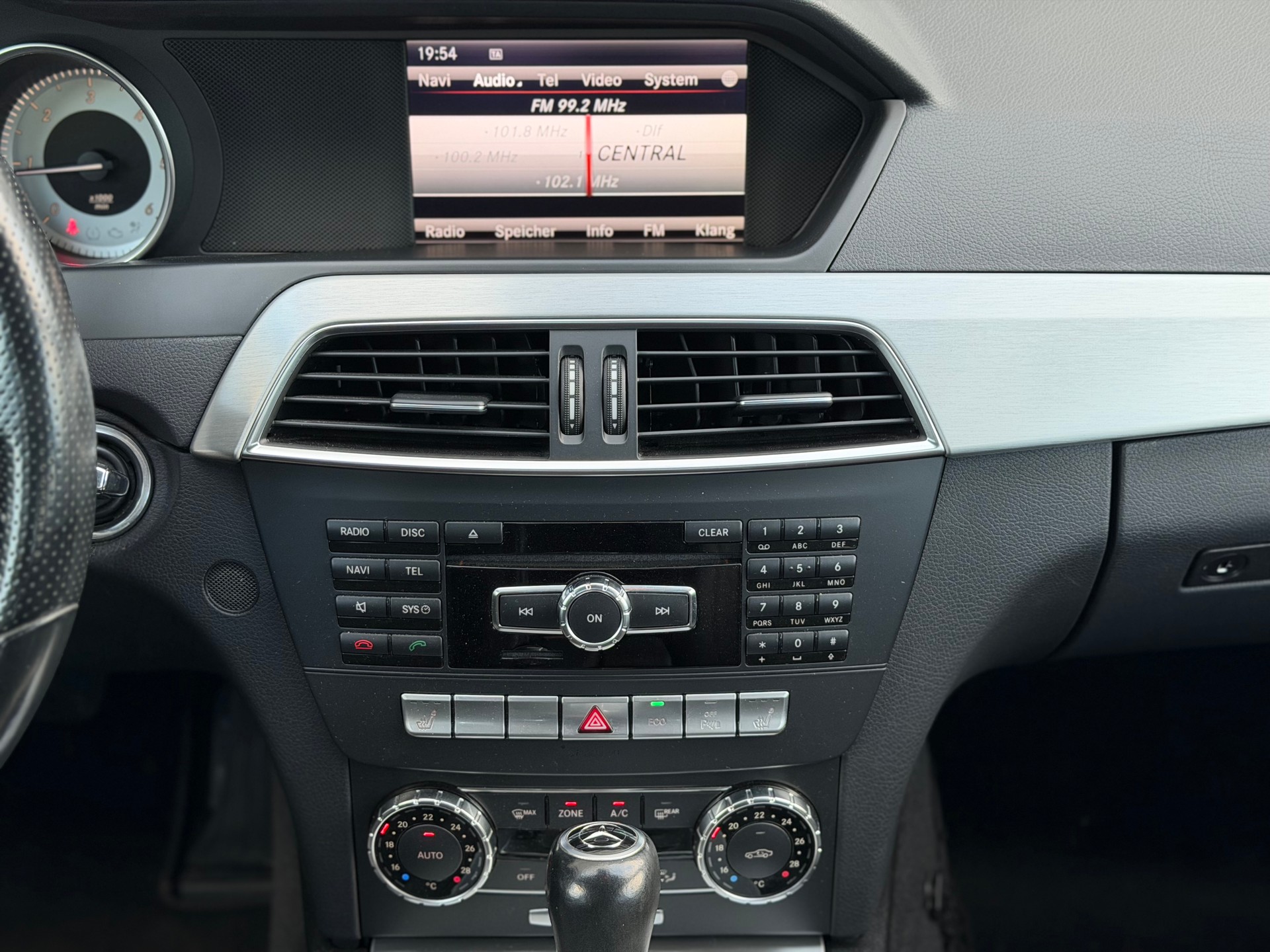 MERCEDES-BENZ C 250 CDI Avantgarde 4Matic 7G-Tronic-image-14