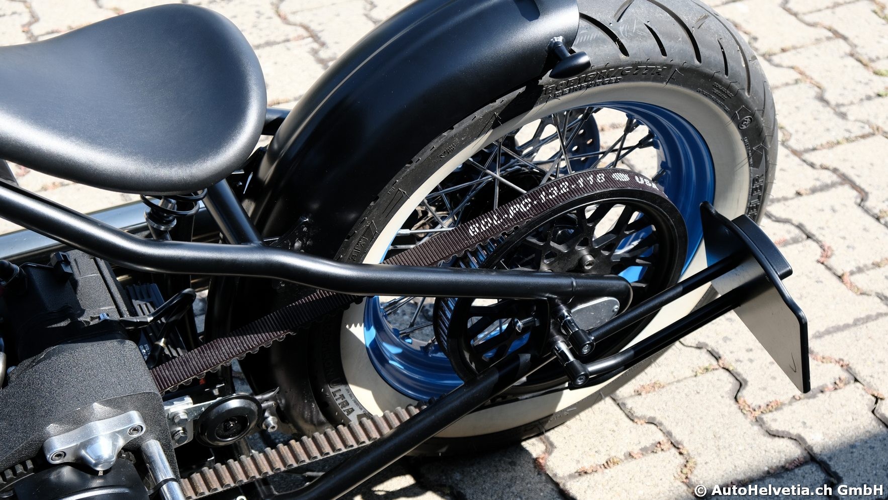CLASSIC CYCLES Bobber 1647-image-11
