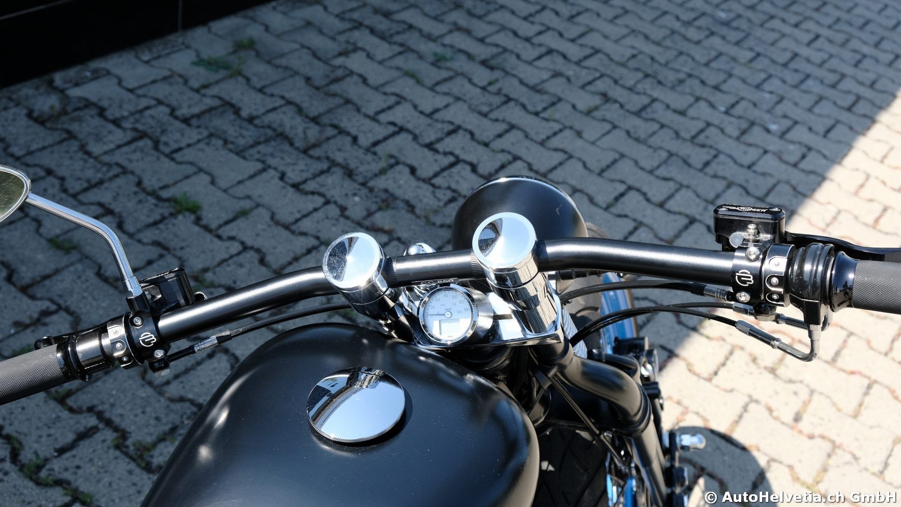 CLASSIC CYCLES Bobber 1647-image-10