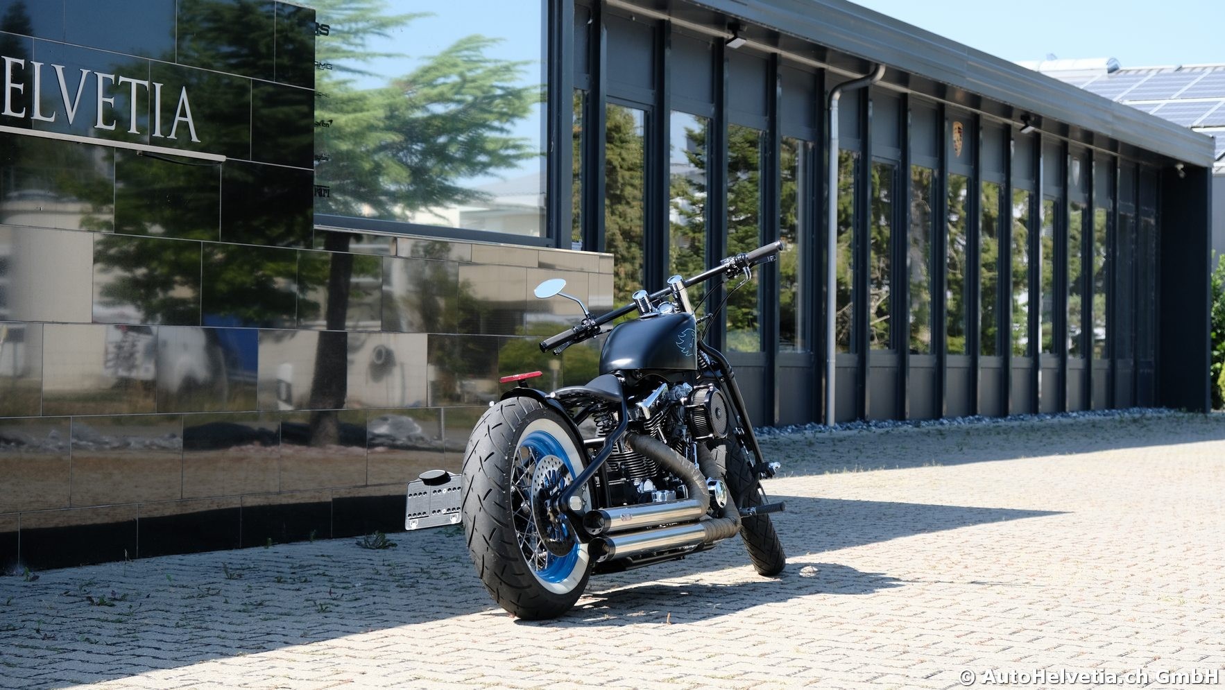 CLASSIC CYCLES Bobber 1647-image-4