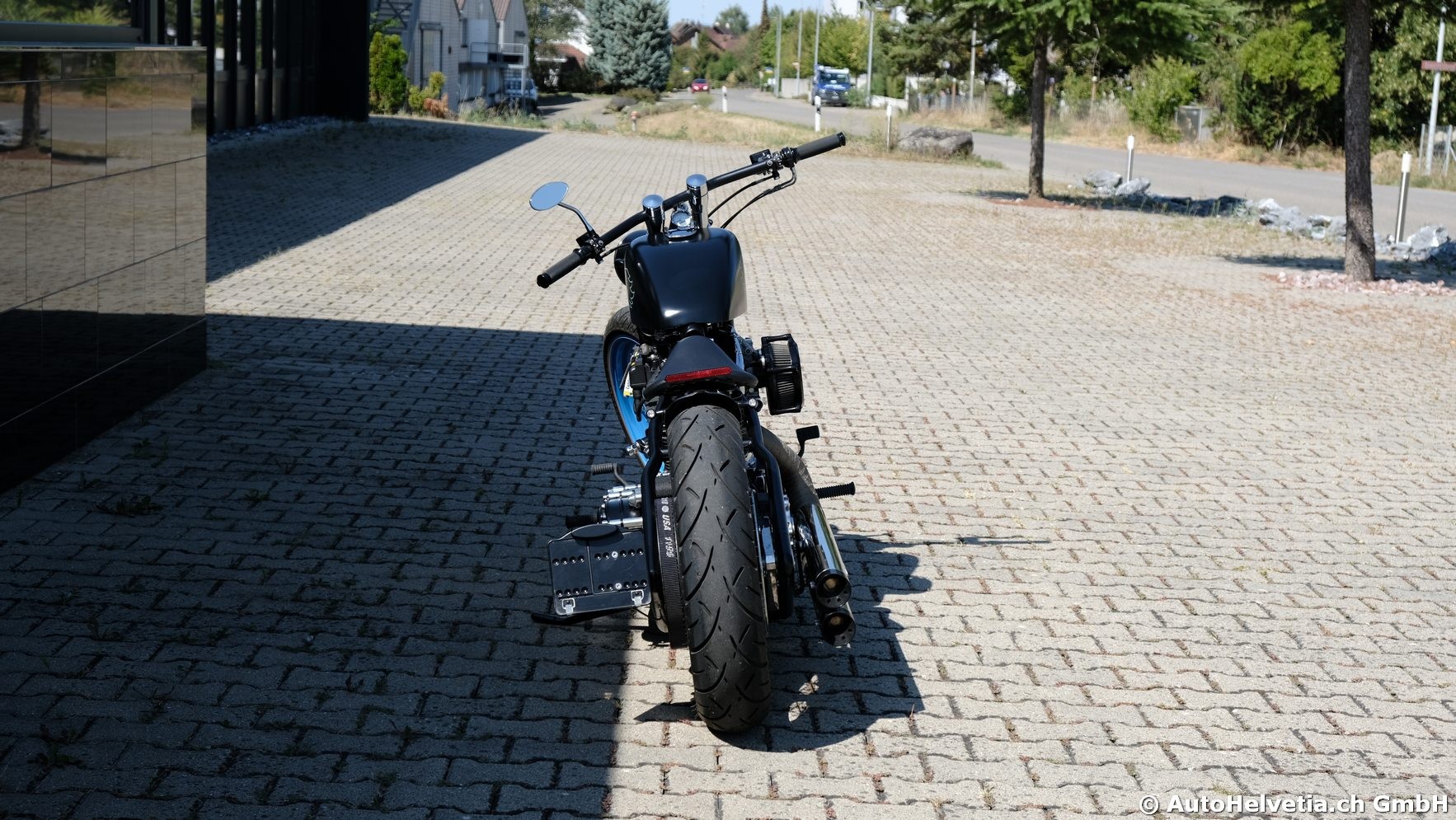 CLASSIC CYCLES Bobber 1647-image-5