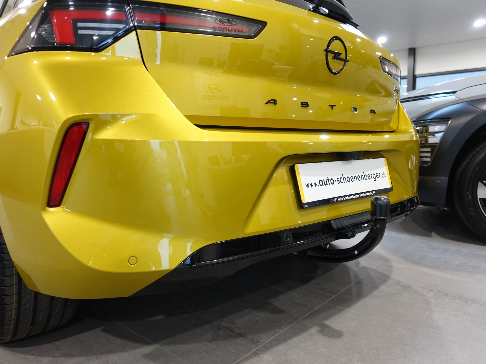 OPEL Astra 1.6 PHEV Swiss + Anhängerkupplung, Lederausstattung-image-15