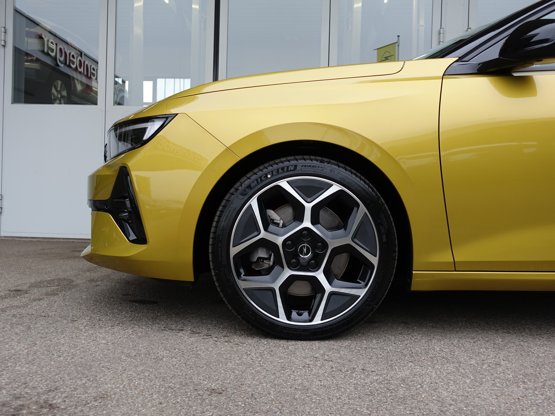 OPEL Astra 1.6 PHEV Swiss + Anhängerkupplung, Lederausstattung-image-23