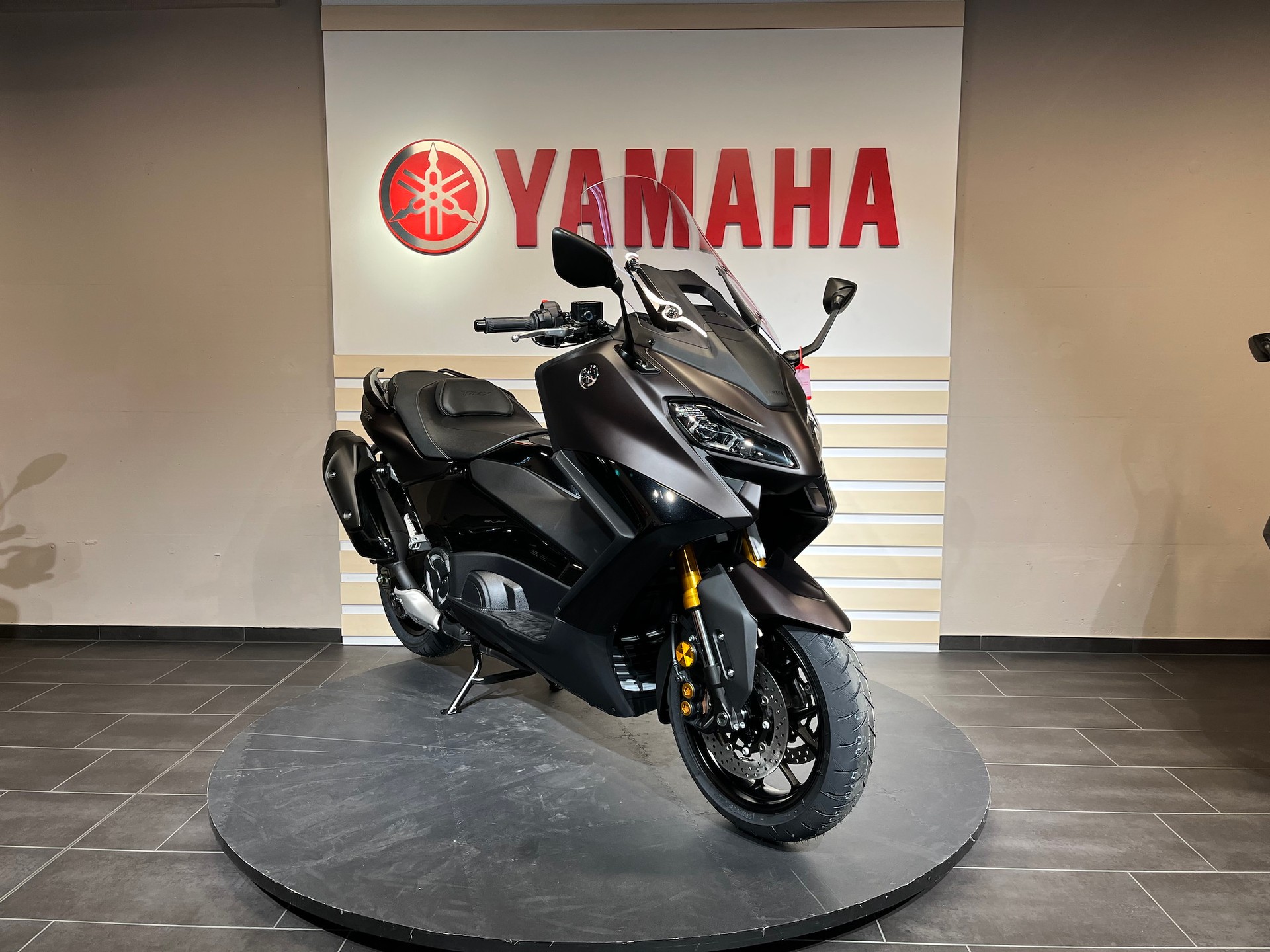 YAMAHA TMAX Tech MAX-image-0