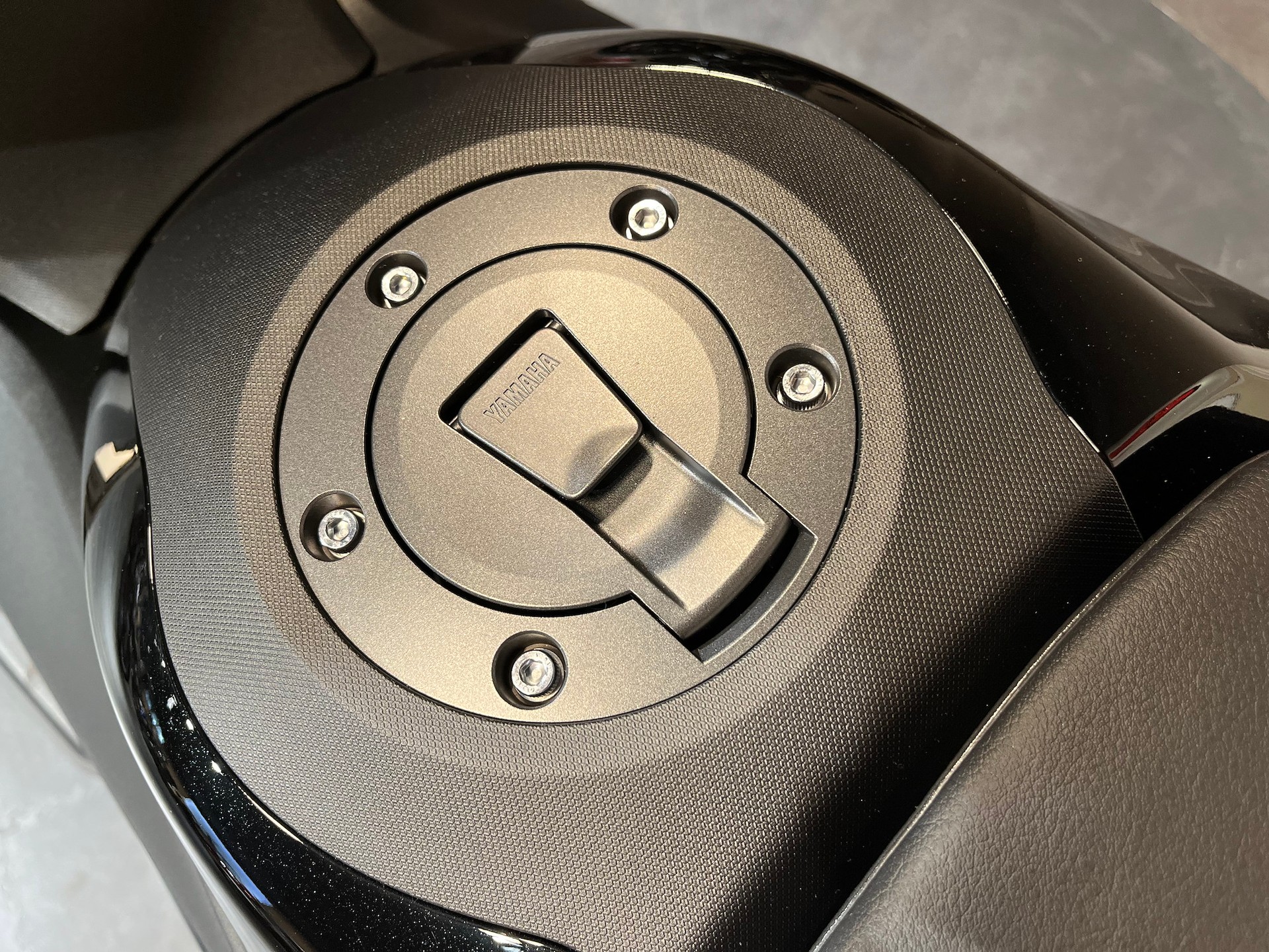YAMAHA TMAX Tech MAX-image-12