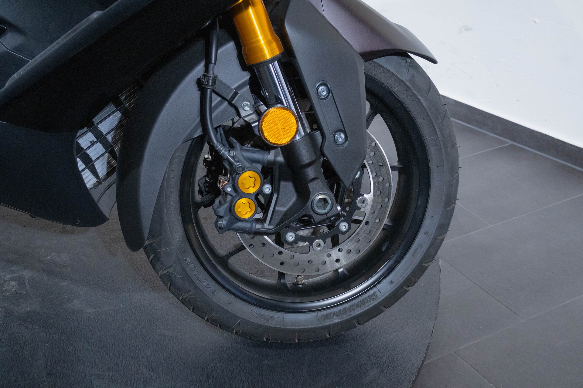 YAMAHA TMAX Tech MAX-image-11