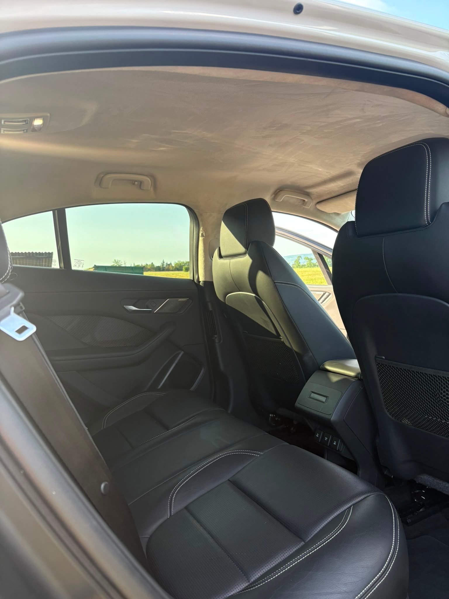 JAGUAR EV400 SE AWD-image-7
