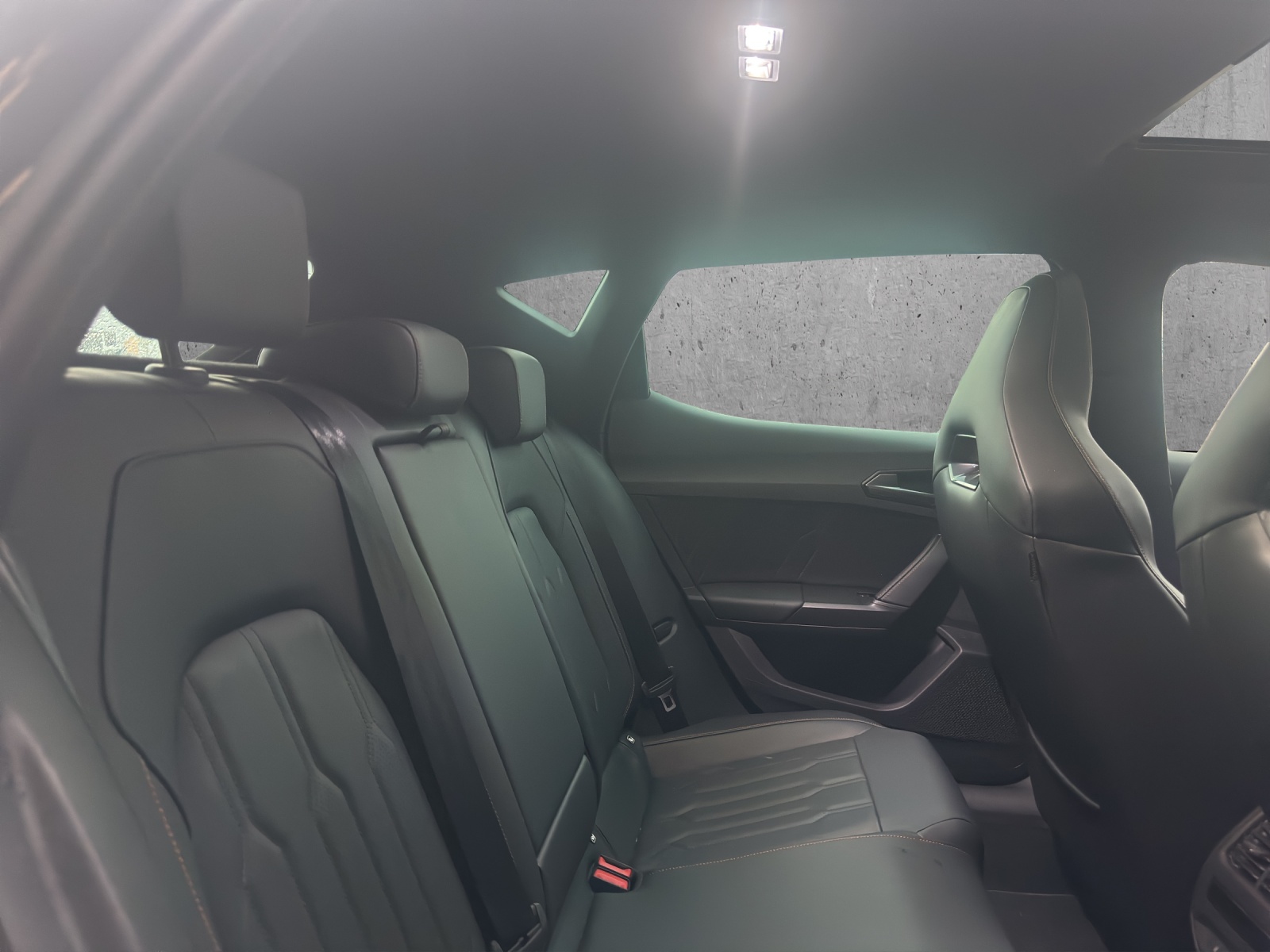 CUPRA LEON 2.0 TSI VZ DSG 4Drive "BREITBAU"-image-13