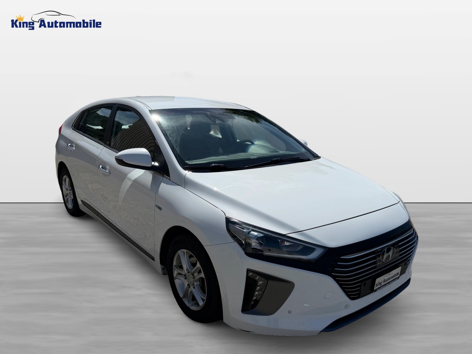 HYUNDAI Ioniq 1.6 GDi HEV Launch Plus DCT | CH-Auto | Frisch MFK | 1-Hand-showroom-element-3