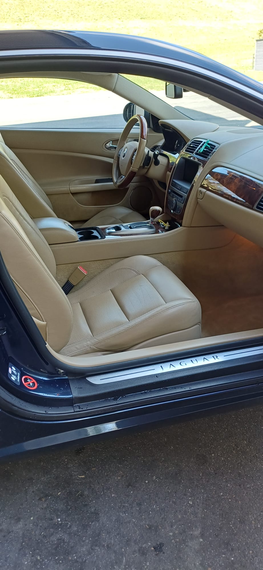 JAGUAR 4.2 V8-image-4