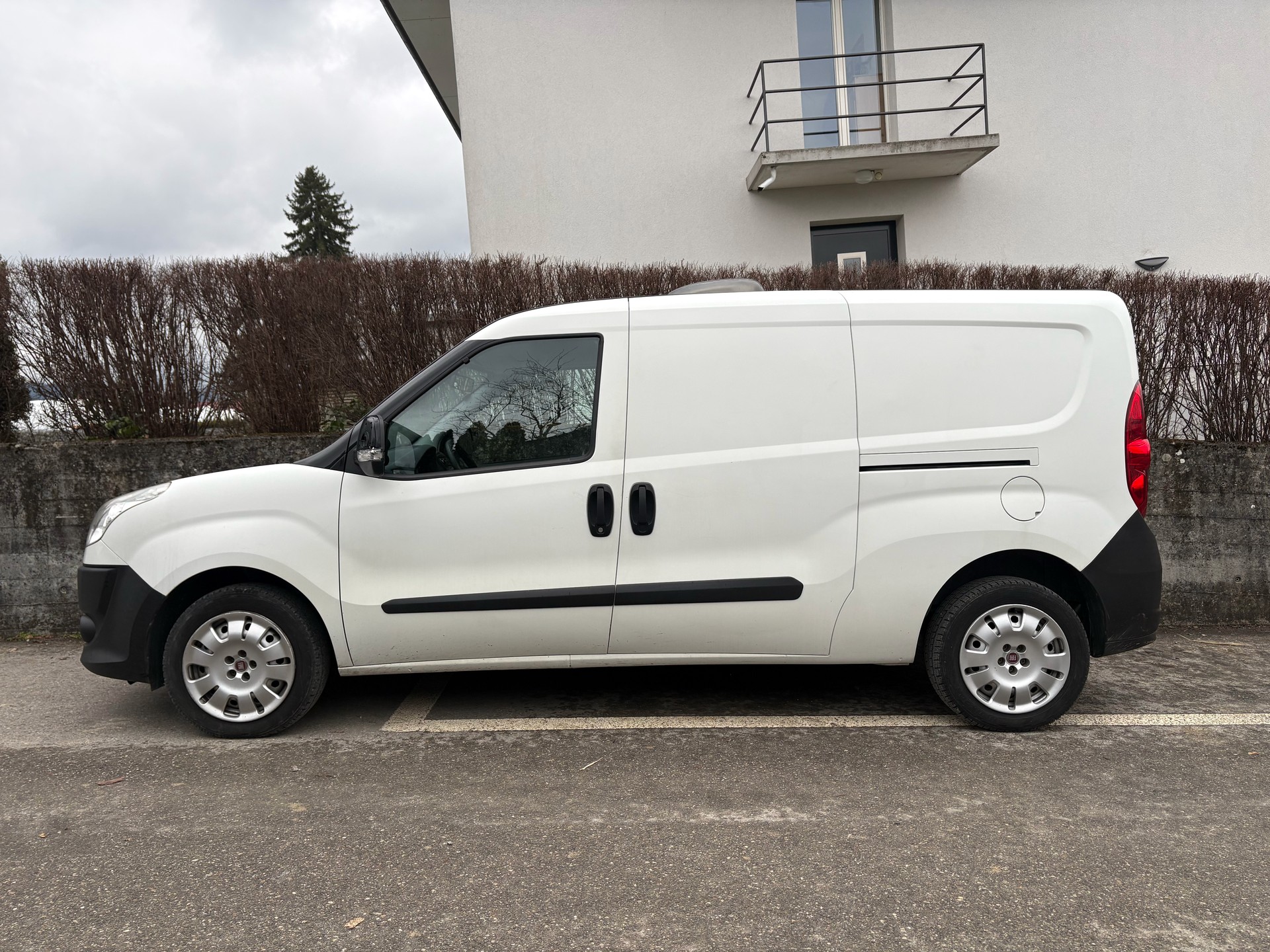 FIAT 1.4 16V Natural Power Base-image-3