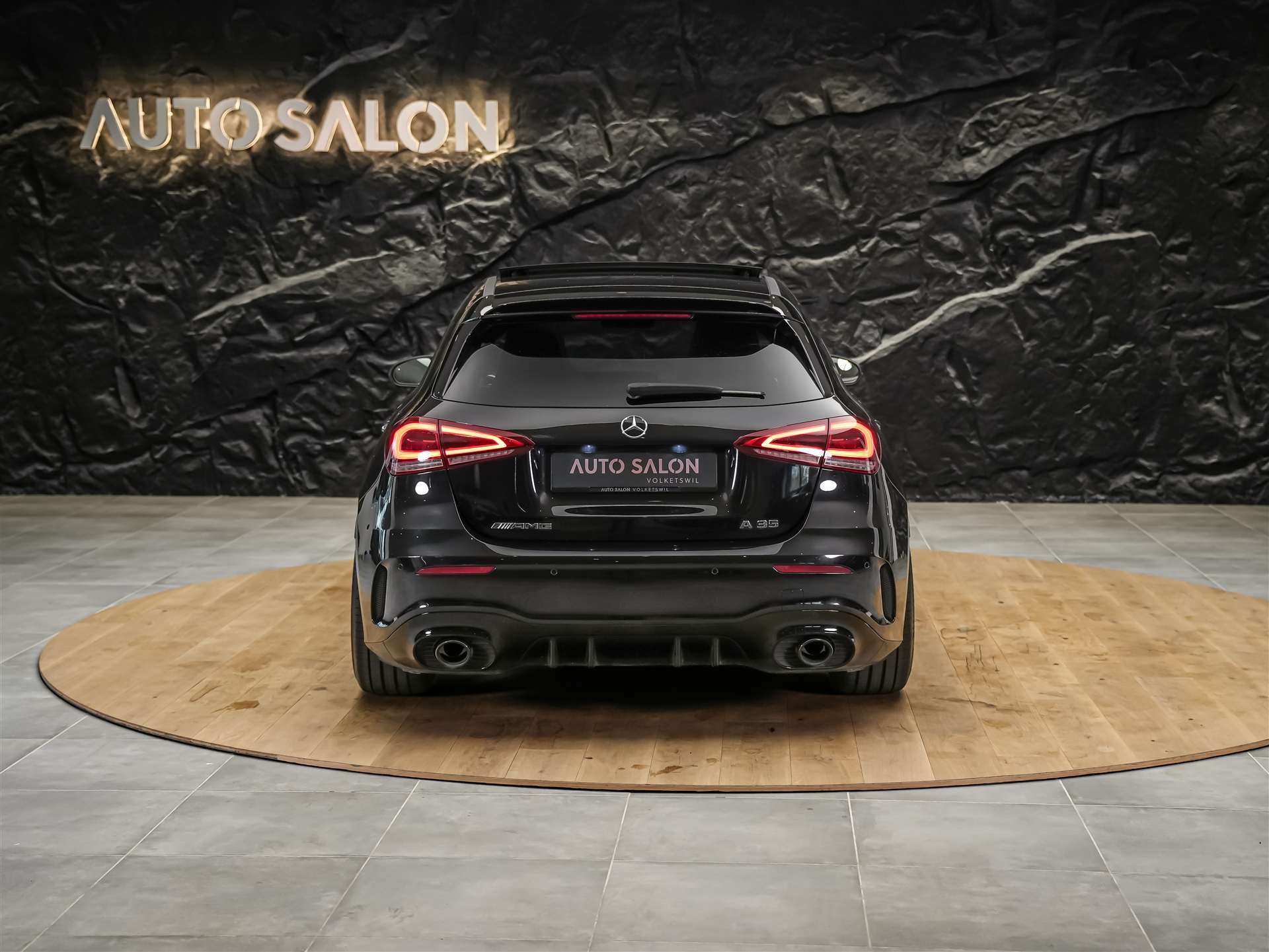 MERCEDES-BENZ A 35 AMG 4Matic Speedshift *CH -Fahrzeug*Panorama*Burmester*El. Sitze mit Memory*-showroom-element-3