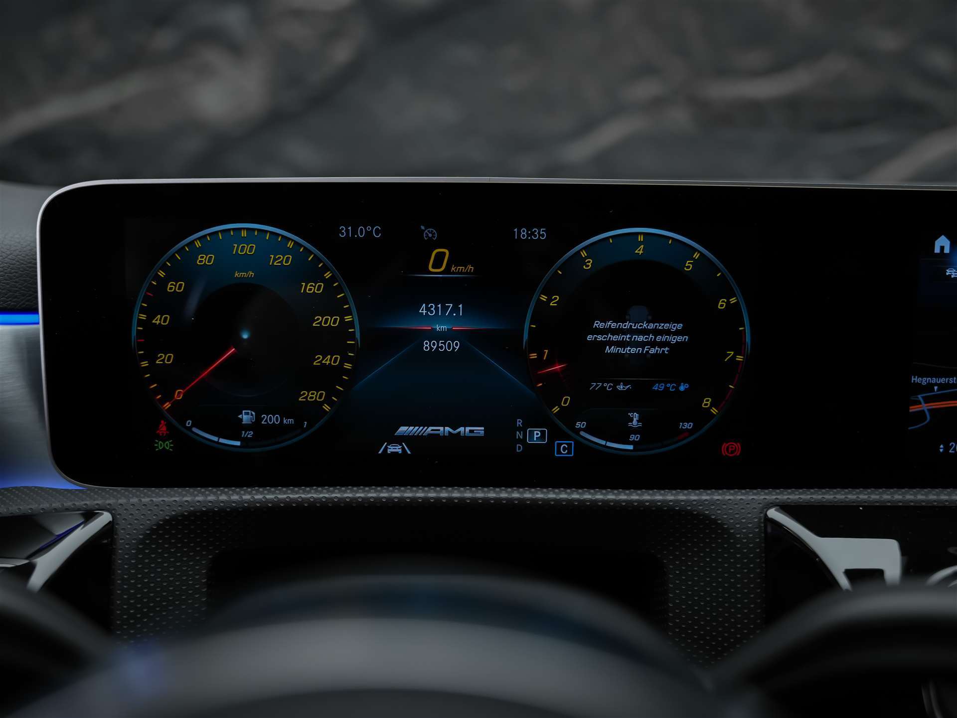 MERCEDES-BENZ A 35 AMG 4Matic Speedshift *CH -Fahrzeug*Panorama*Burmester*El. Sitze mit Memory*-image-29