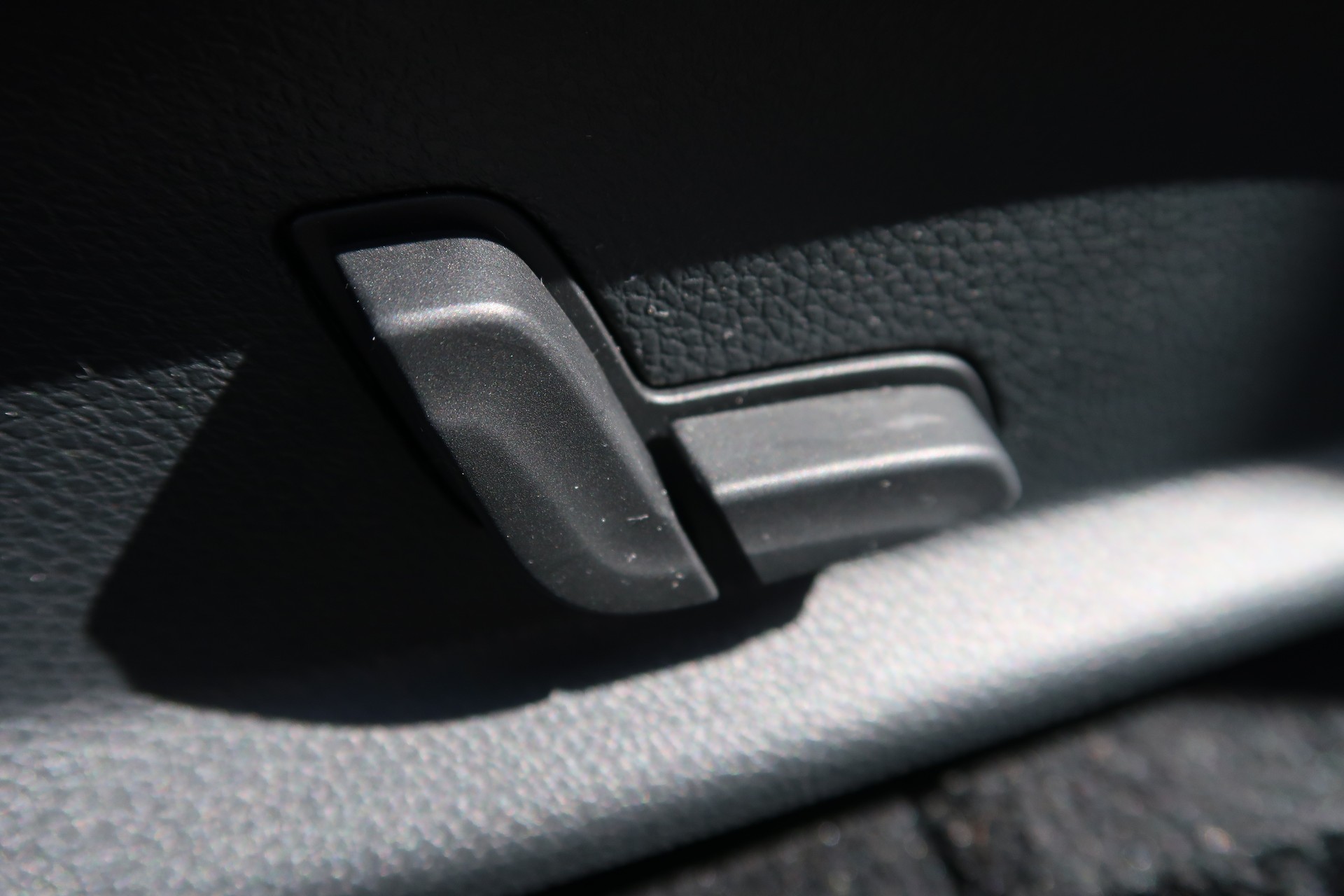 MERCEDES-BENZ C 250 BlueTEC Avantgarde 4Matic 7G-Tronic-image-12