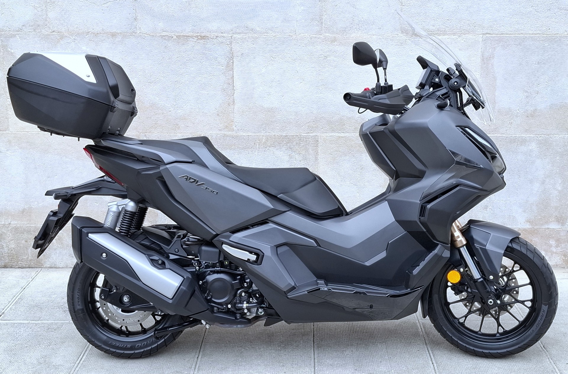 HONDA ADV 350-image-0