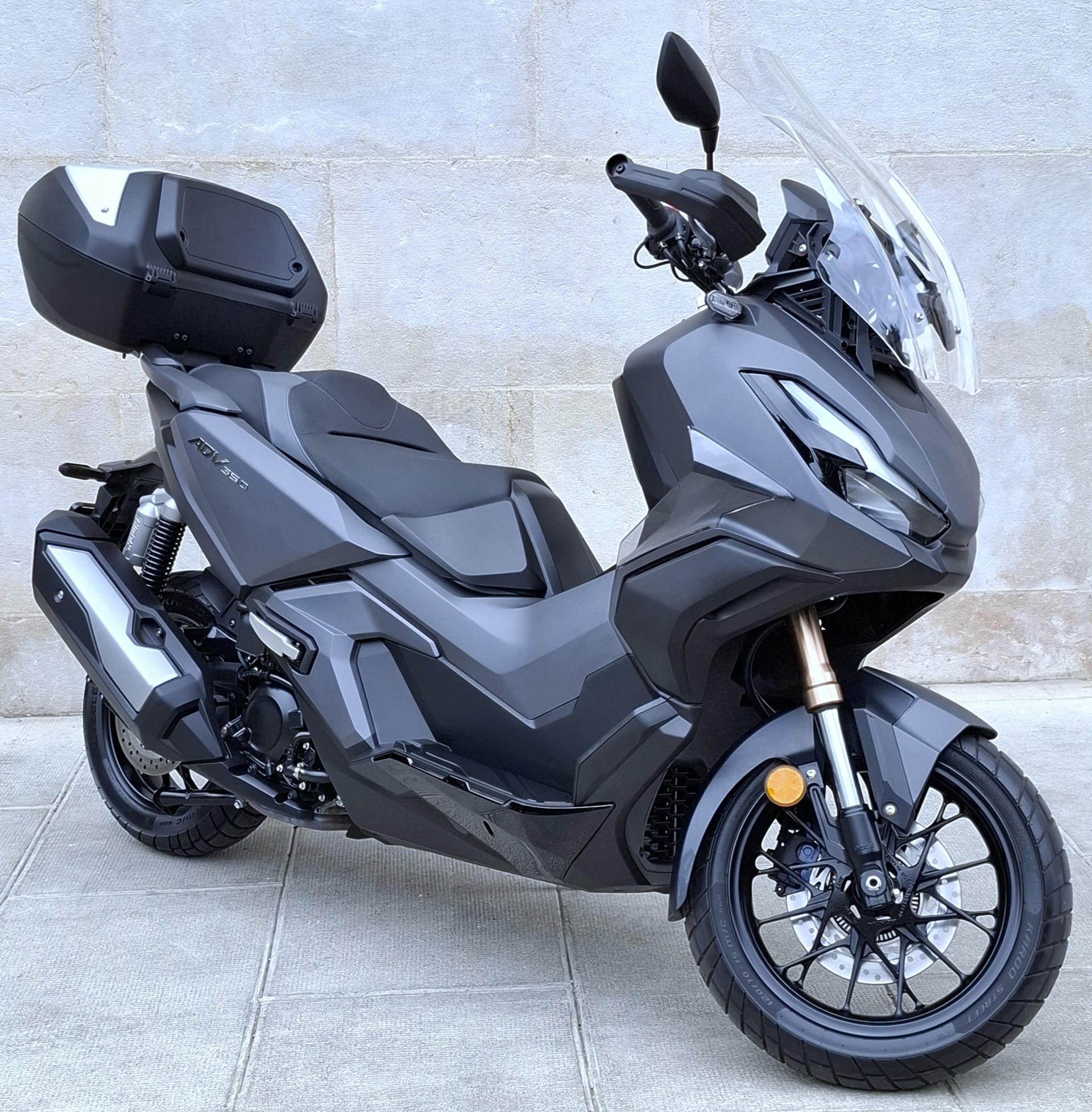 HONDA ADV 350-image-1