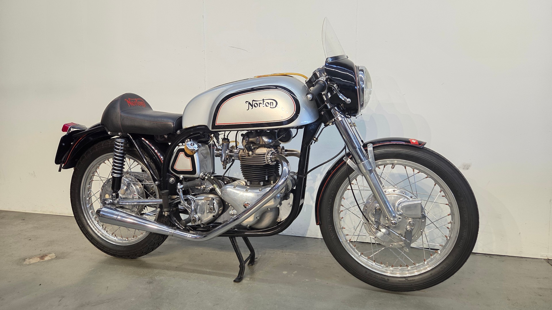 NORTON Dominator de Luxe-image-2