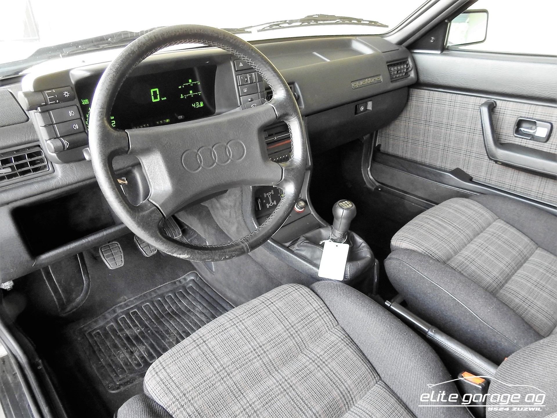 AUDI quattro Turbo-image-6