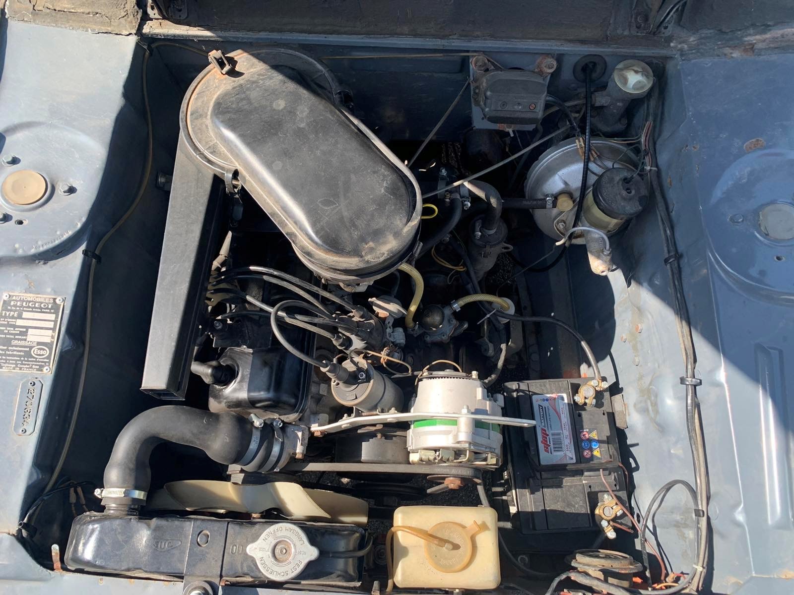 PEUGEOT 404-image-8