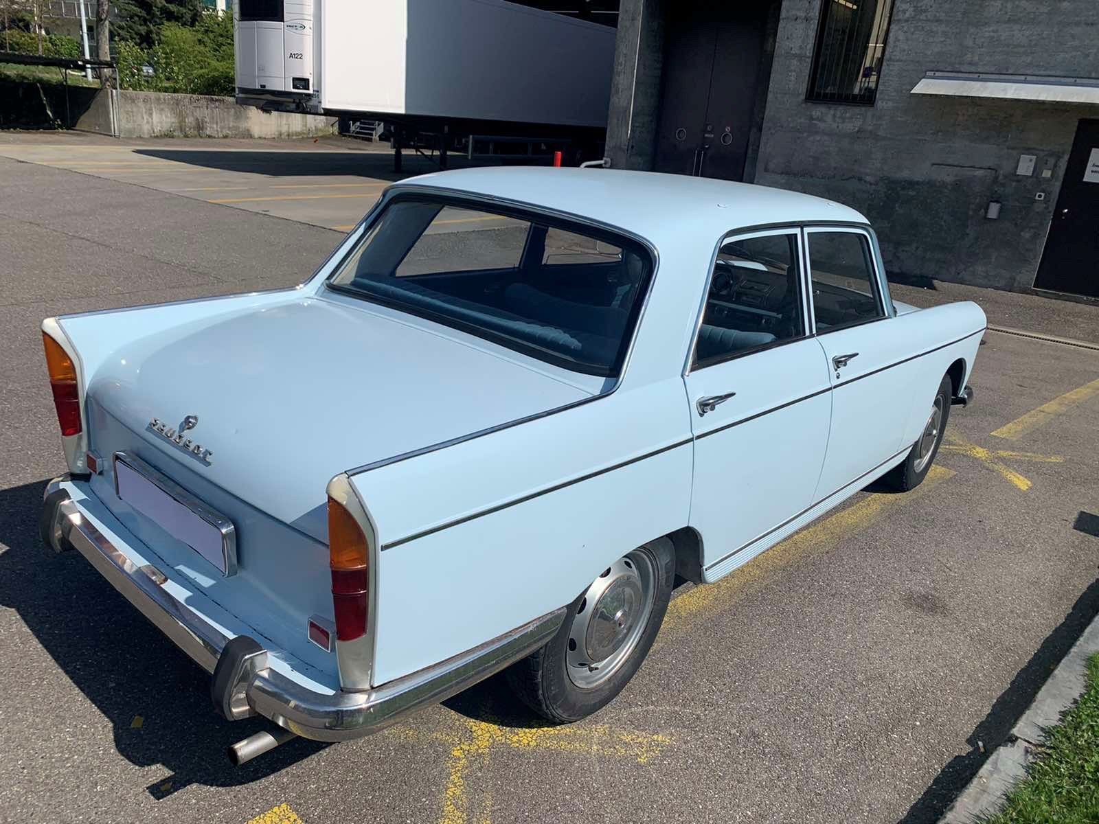 PEUGEOT 404-image-4