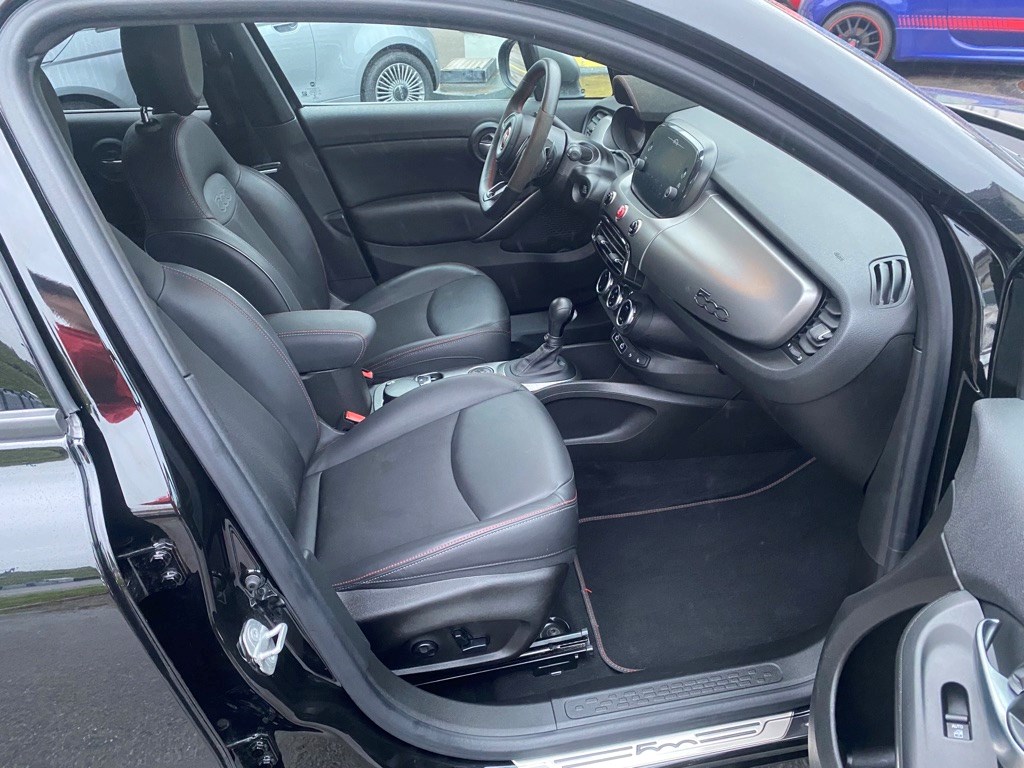 FIAT 500X 1.3 GSE Sport-image-6