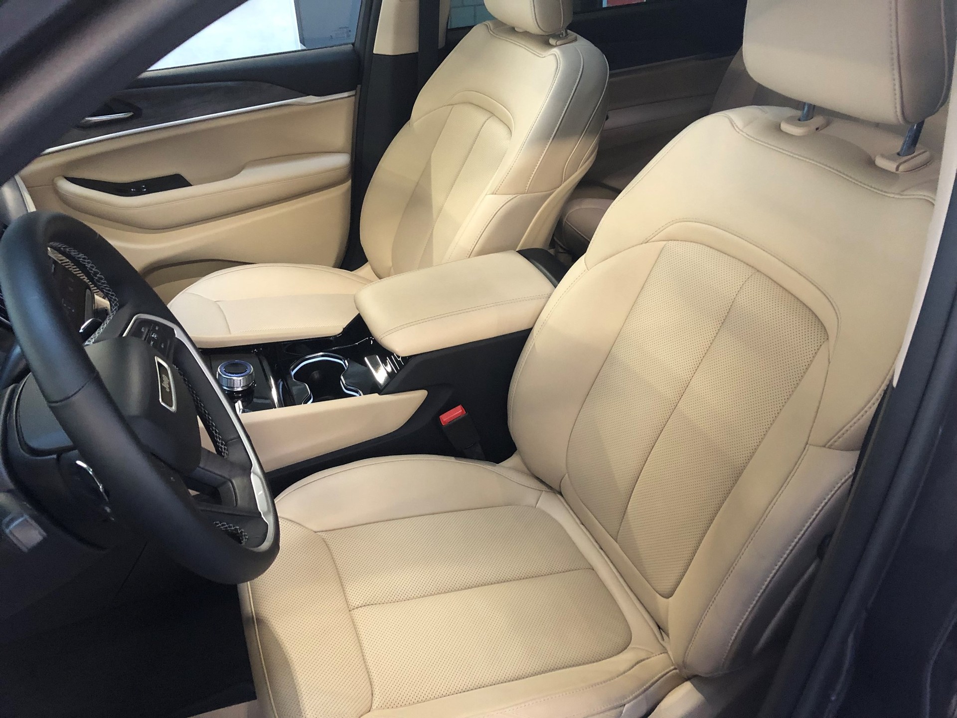 JEEP Grand Cherokee 3.6-V6 LIMITED AWD 4x4 Lang-image-26