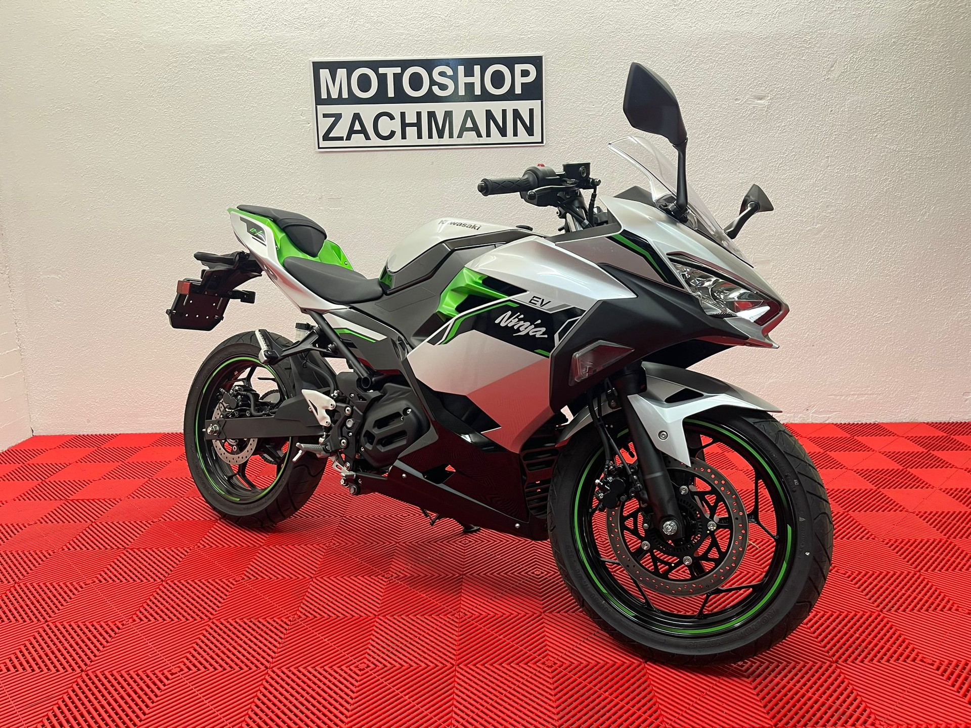 KAWASAKI Ninja E-1-image-1