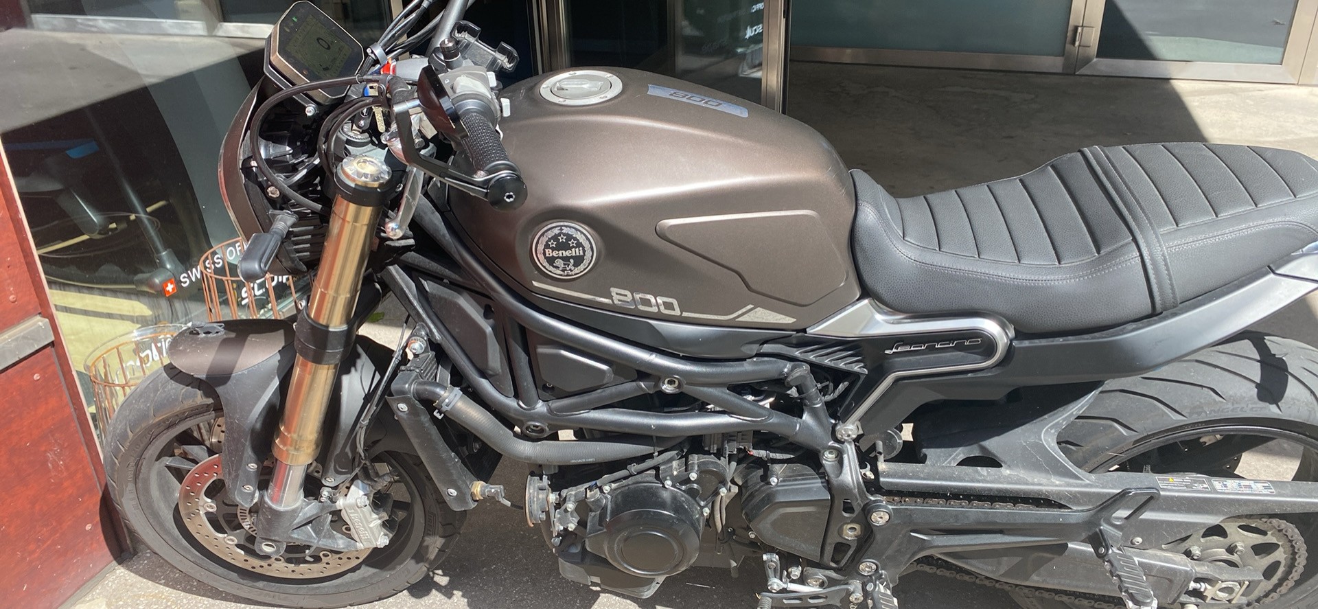 BENELLI 800 CC-image-1