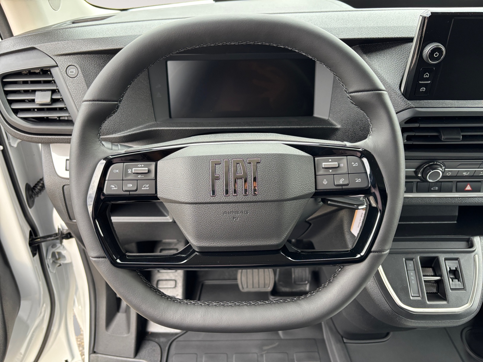 FIAT Scudo 2.0 BlueHDi L3-image-9