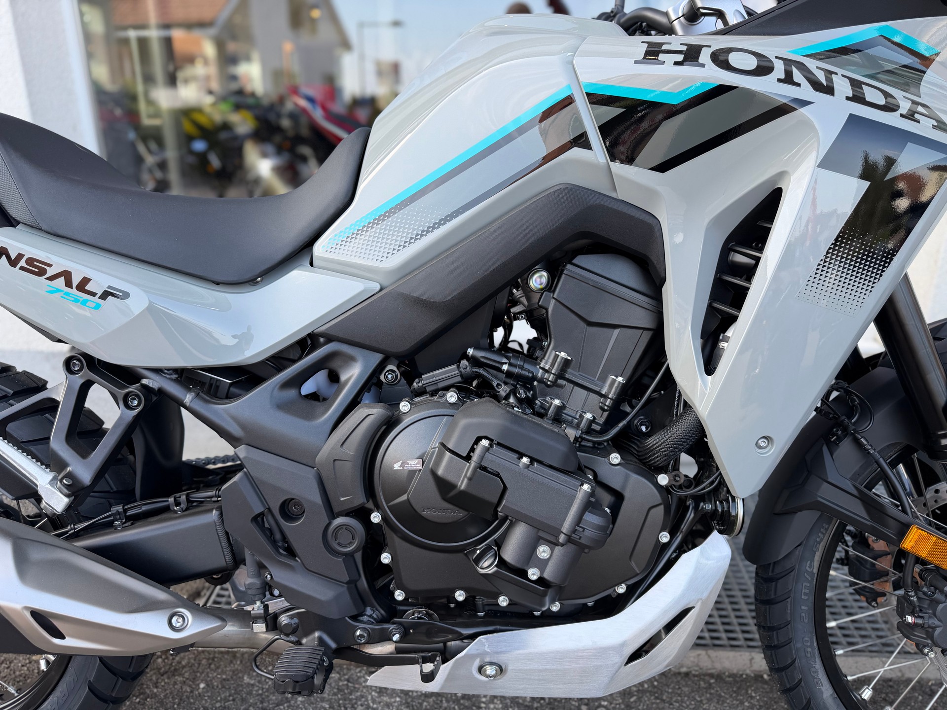 HONDA XL 750 Transalp E-Clutch 2026-image-6
