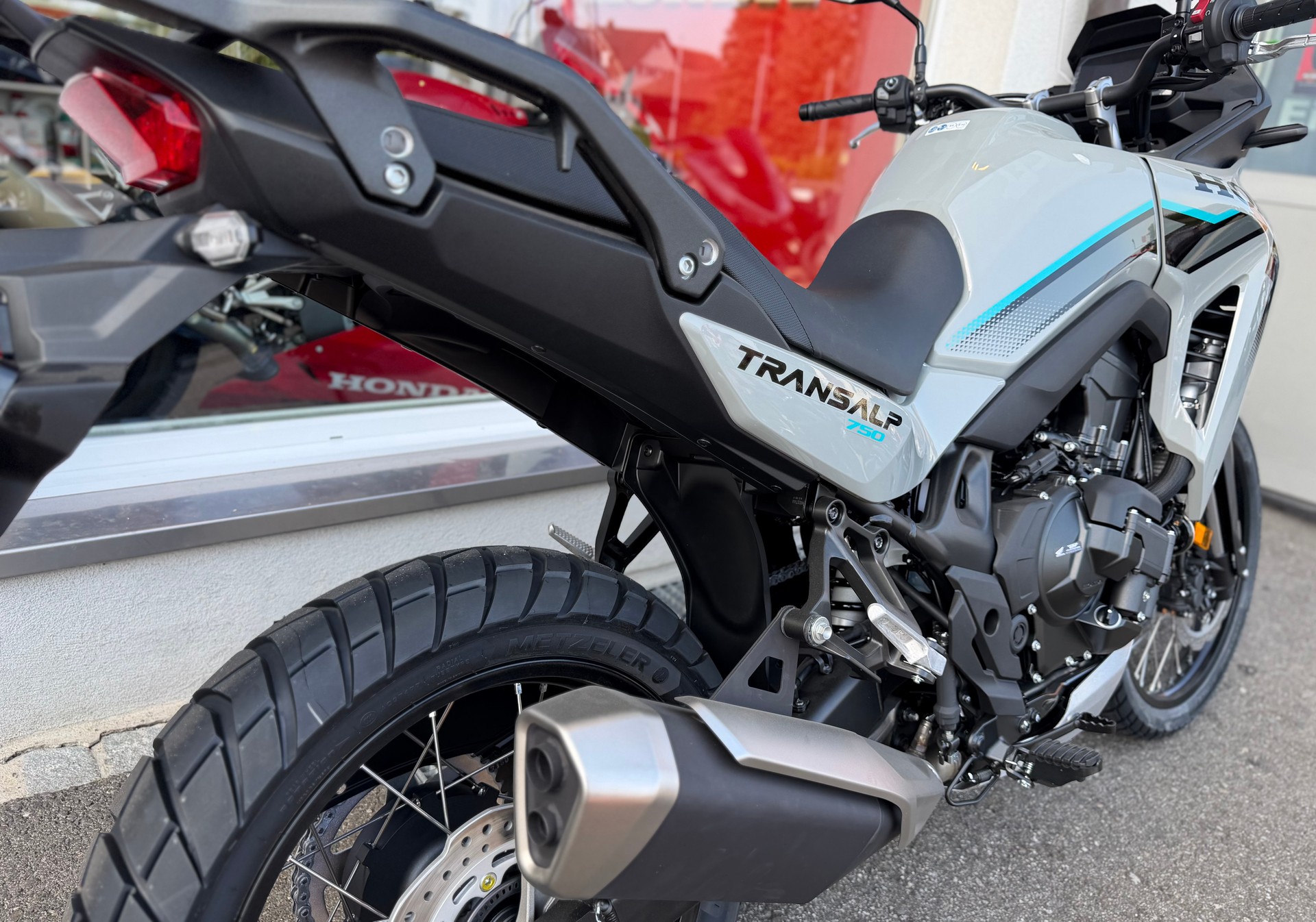 HONDA XL 750 Transalp E-Clutch 2026-image-7