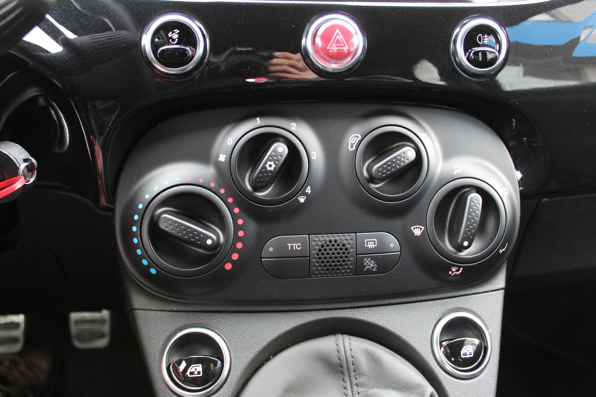 FIAT 595 1.4 16V Turbo Abarth-image-16