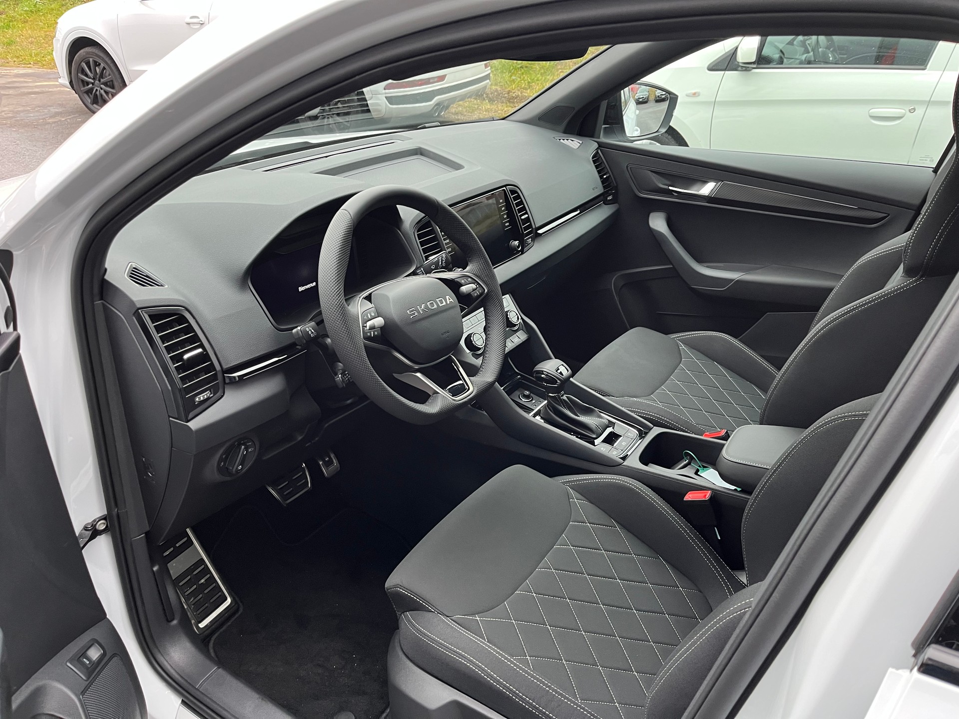 SKODA Karoq 1.5 TSI SportLine DSG-image-7