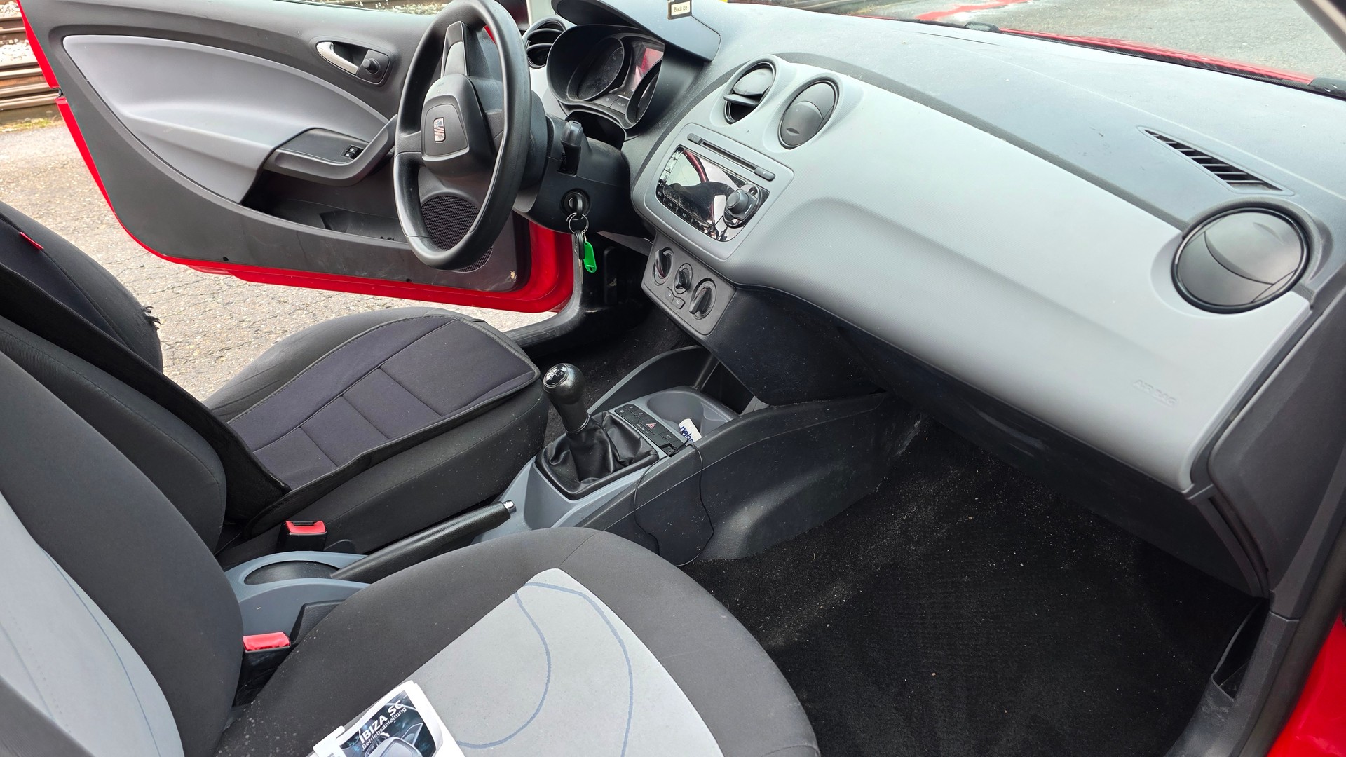 SEAT Ibiza SC 1.2 Entry-image-10