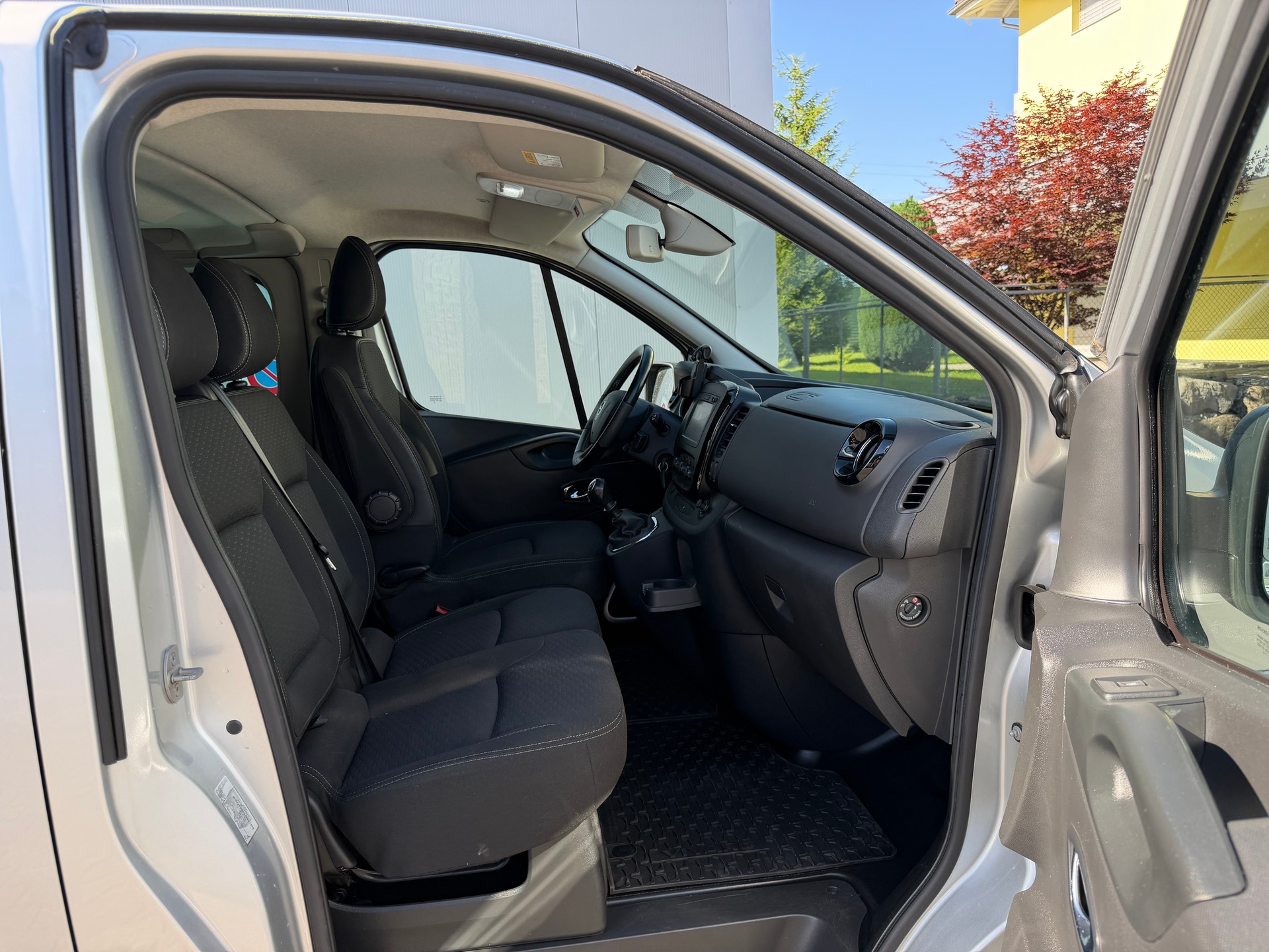 OPEL Vivaro 1.6CDTI Tourer 2.7t L2H1*TOP ZUSTAND*9-PLÄTZER*LANGER RADSTAND L2*AHK*-image-24