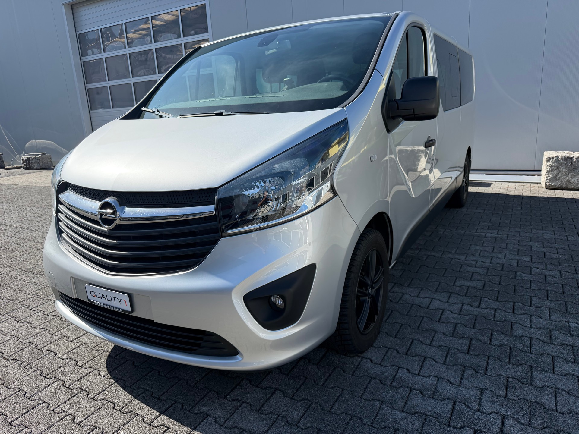 OPEL Vivaro 1.6CDTI Tourer 2.7t L2H1*TOP ZUSTAND*9-PLÄTZER*LANGER RADSTAND L2*AHK*-image-2