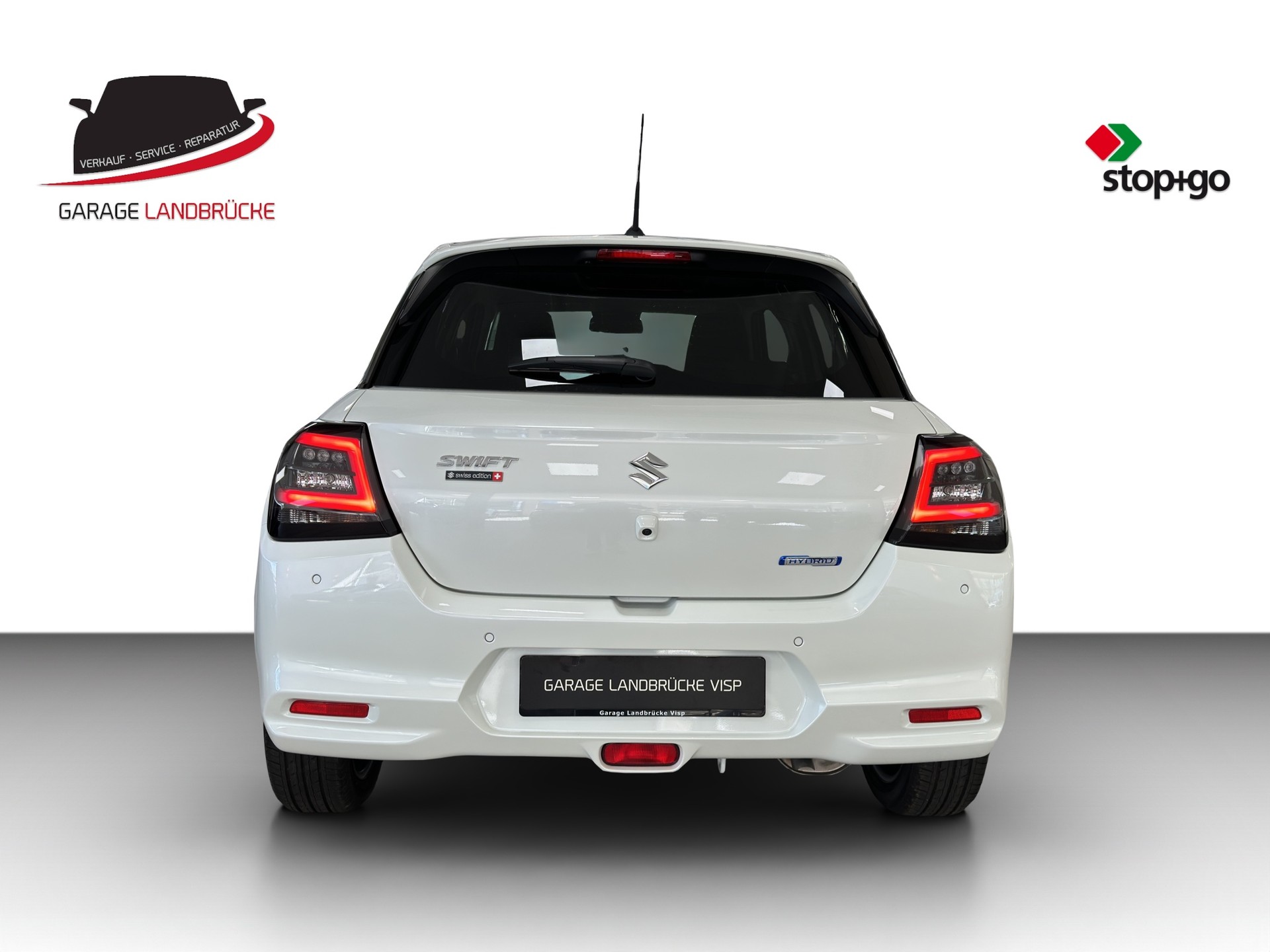 SUZUKI Swift 1.2 Sakura Top Hybrid 4x4-image-12