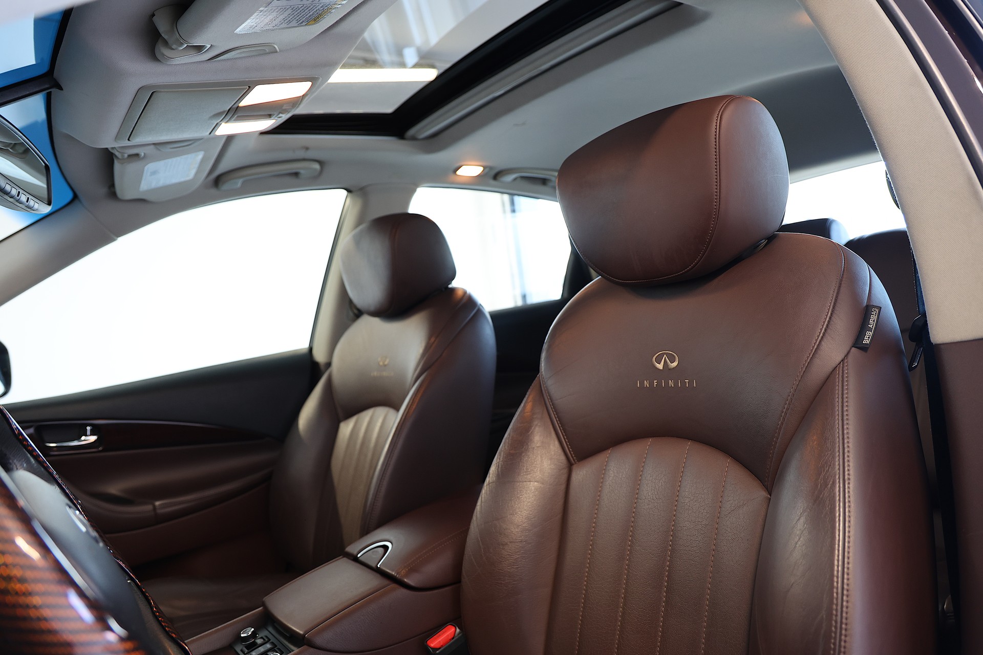 INFINITI 35 AWD Automatic LUXURY-image-8