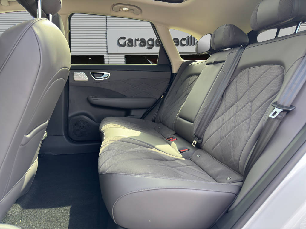 MG S6 EV 77 kWh Luxury 4WD 361 ch-image-10