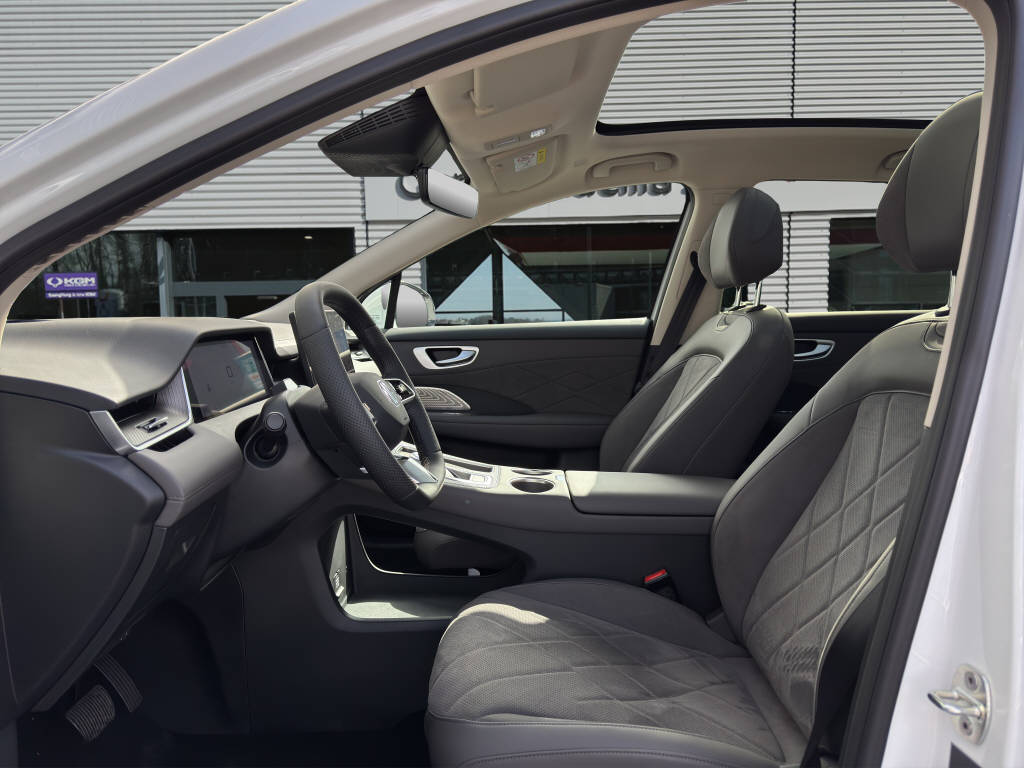 MG S6 EV 77 kWh Luxury 4WD 361 ch-image-7