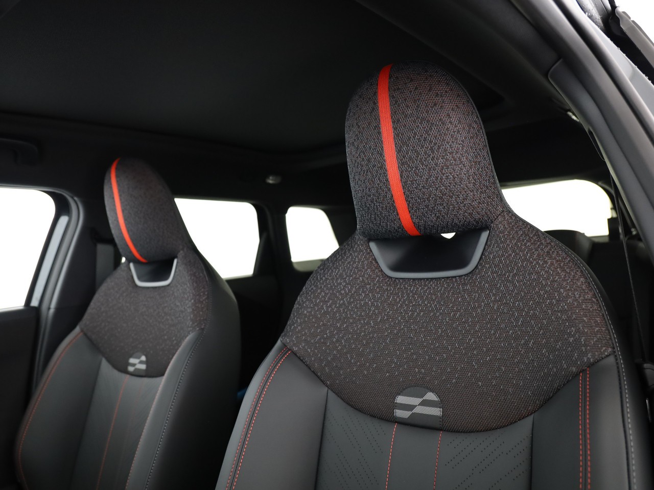 MINI Aceman E John Cooper Works-image-10