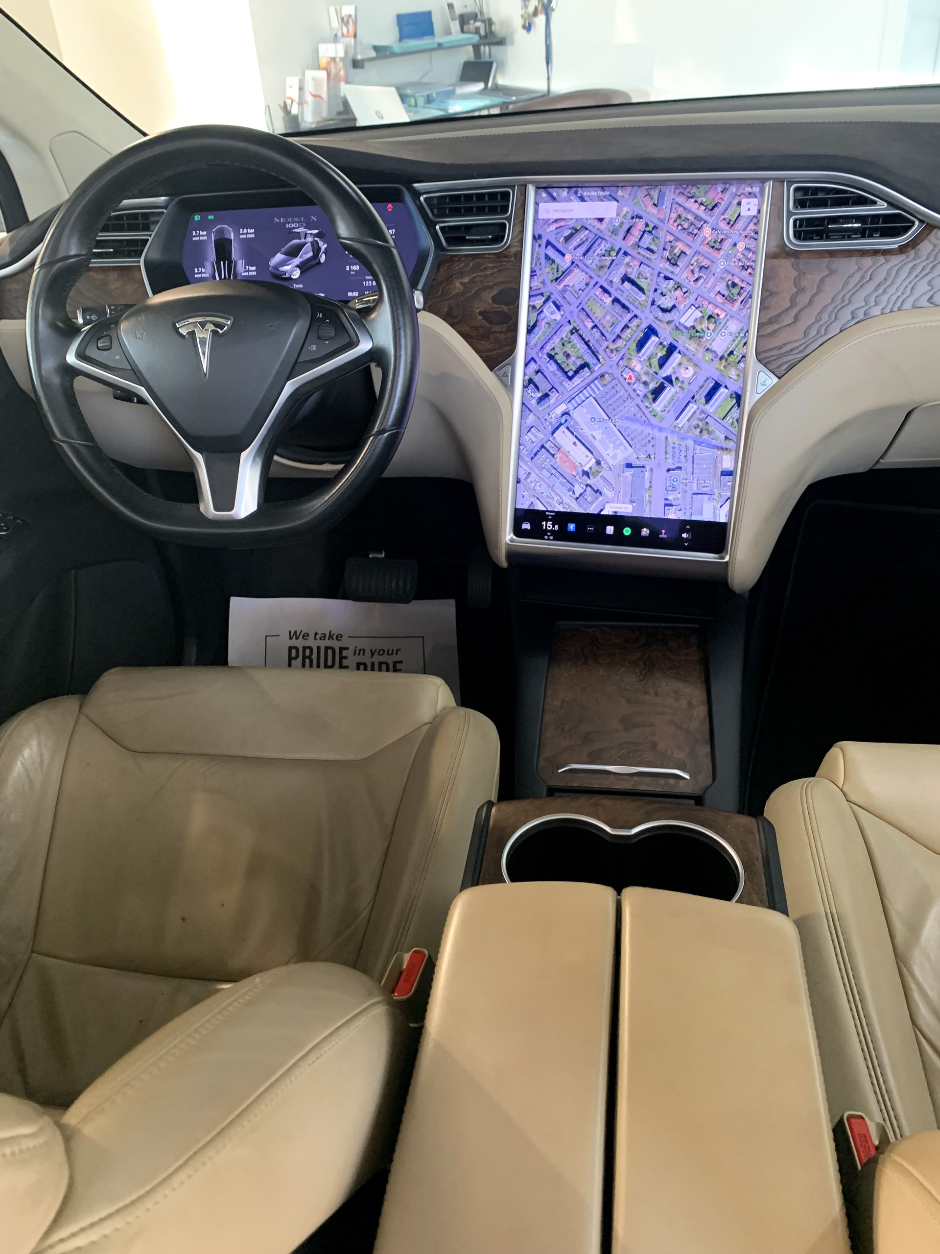 TESLA Model X 100 D-image-18