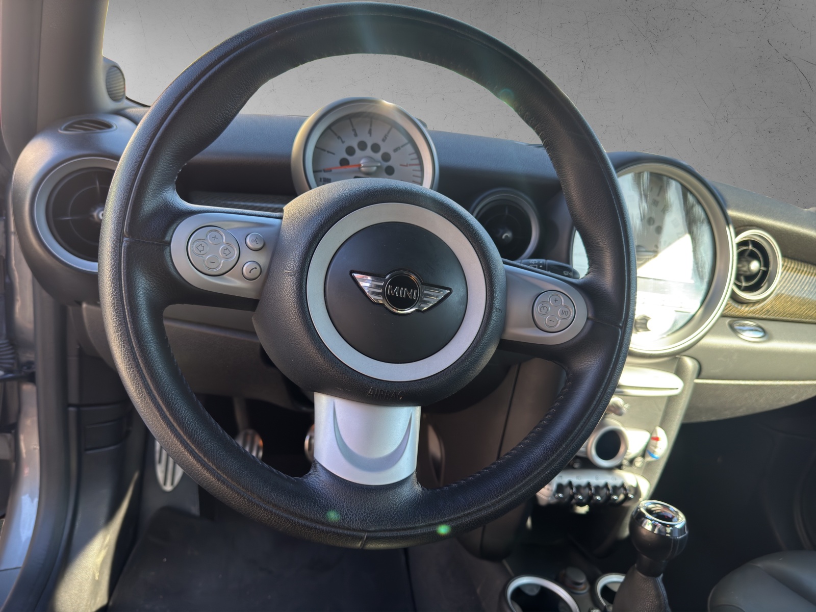 MINI Cooper John Cooper Works-image-6