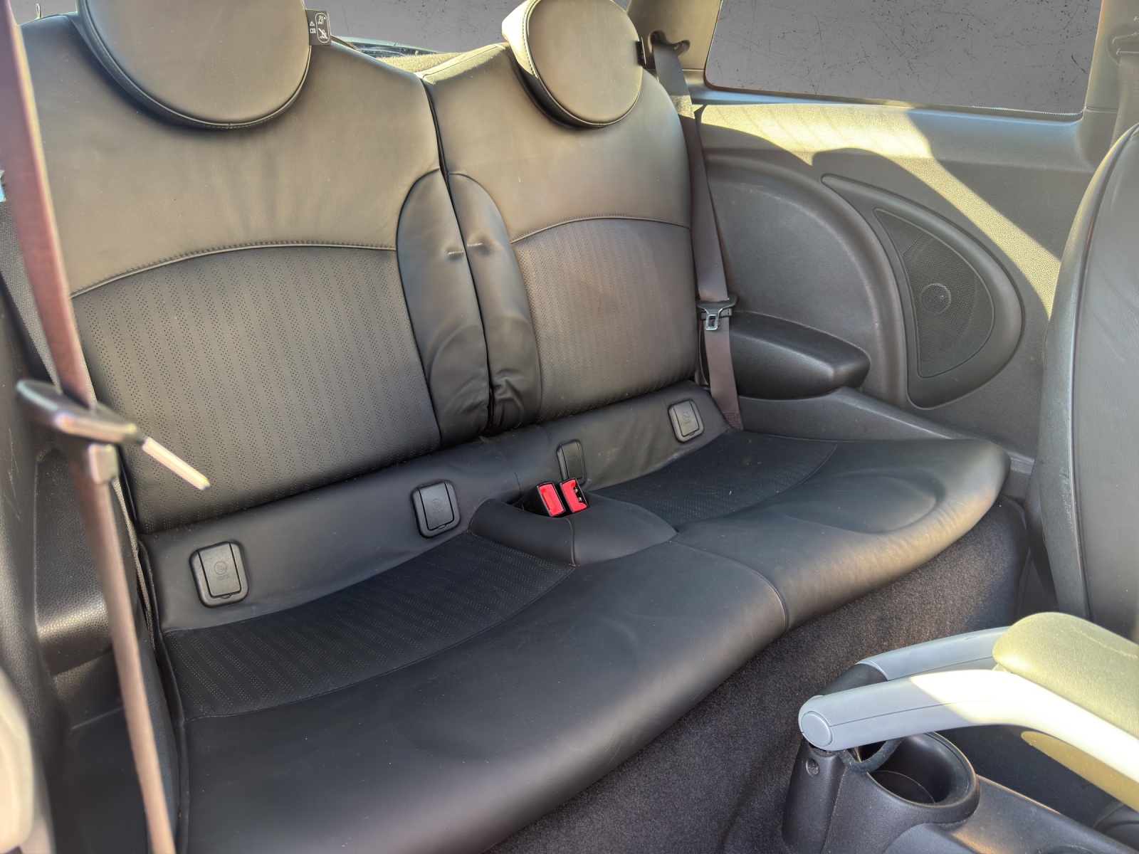 MINI Cooper John Cooper Works-image-10