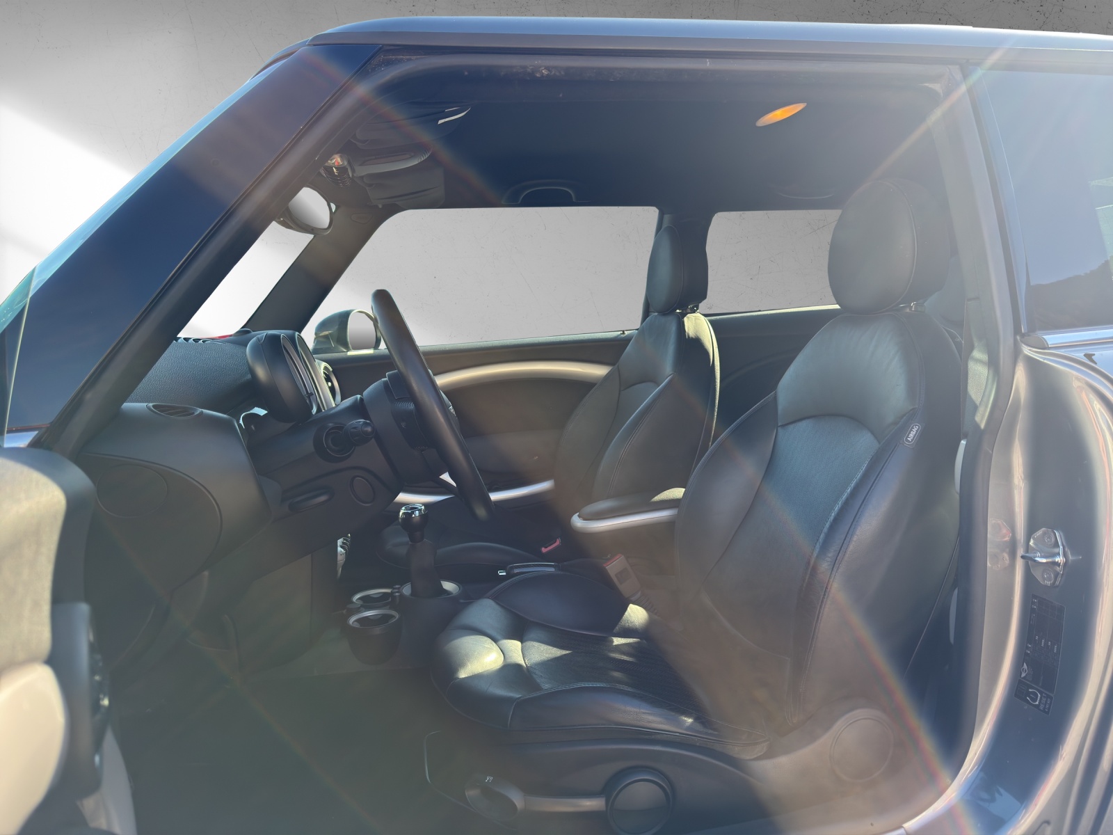 MINI Cooper John Cooper Works-image-9