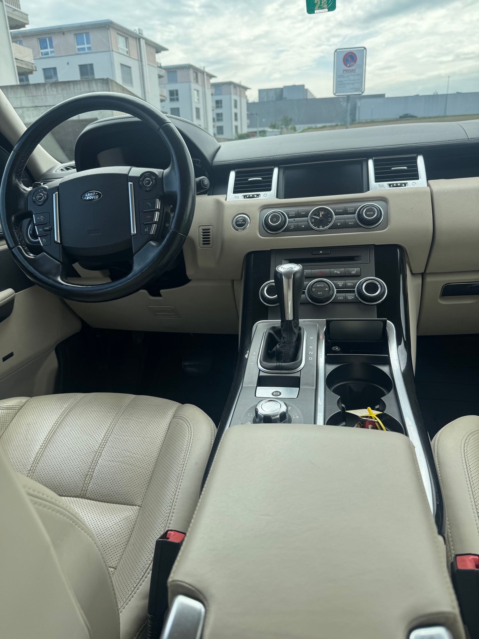 LAND ROVER Range Rover Sport 3.6 TDV8 HSE Automatic-image-11
