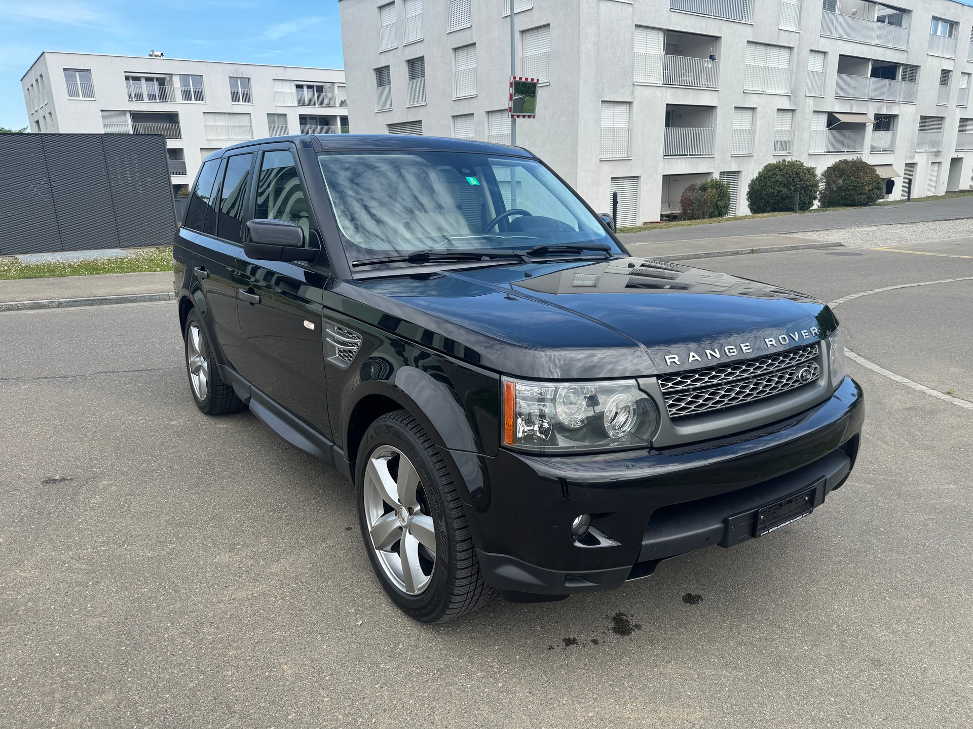 LAND ROVER Range Rover Sport 3.6 TDV8 HSE Automatic-image-6